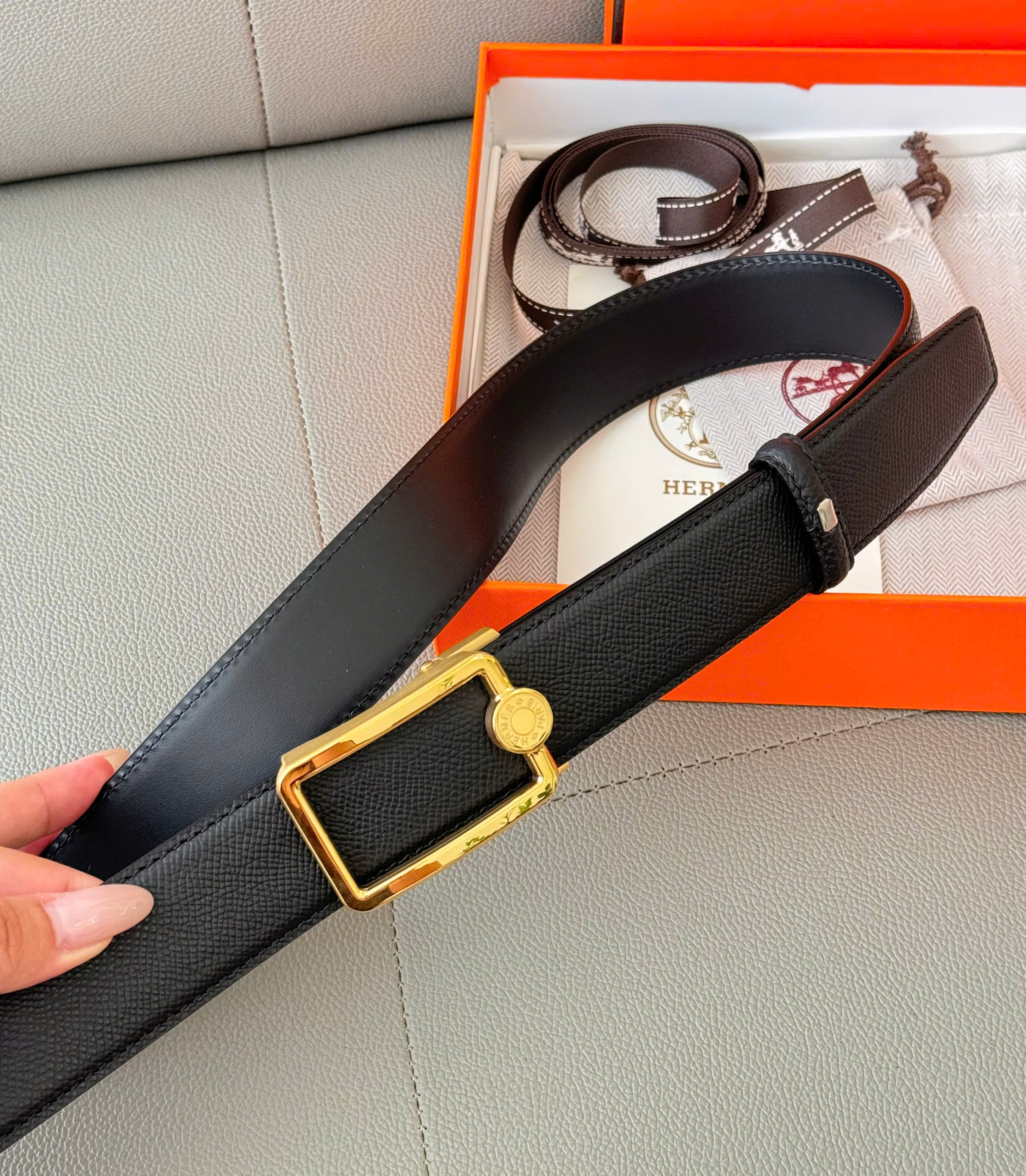 Thắt lưng dây nịt Hermes HM taiga Đen sần mặt chữ nhật Vàng khóa cài Like Auth 85-110 DDT