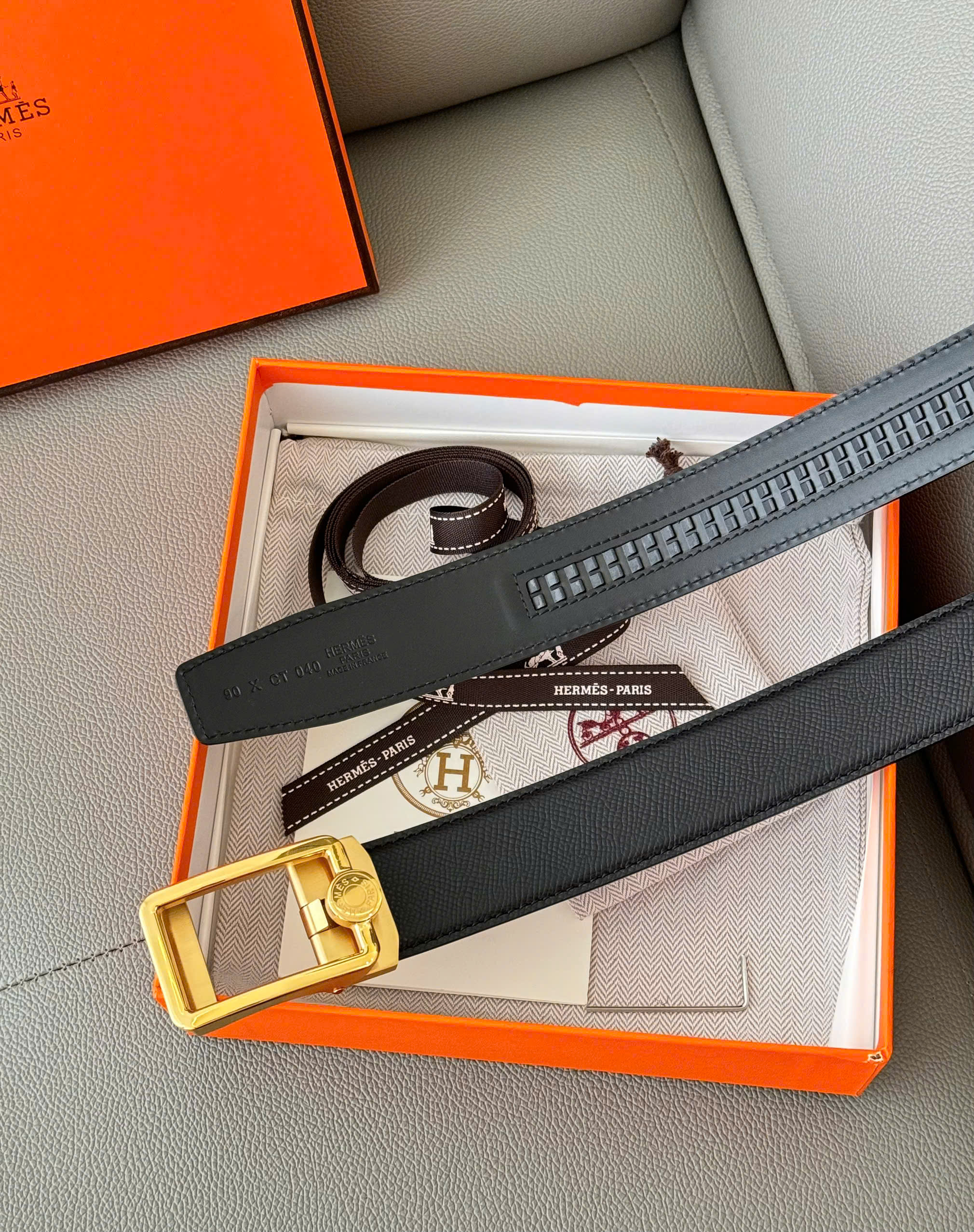 Thắt lưng dây nịt Hermes HM taiga Đen sần mặt chữ nhật Vàng khóa cài Like Auth 85-110 DDT