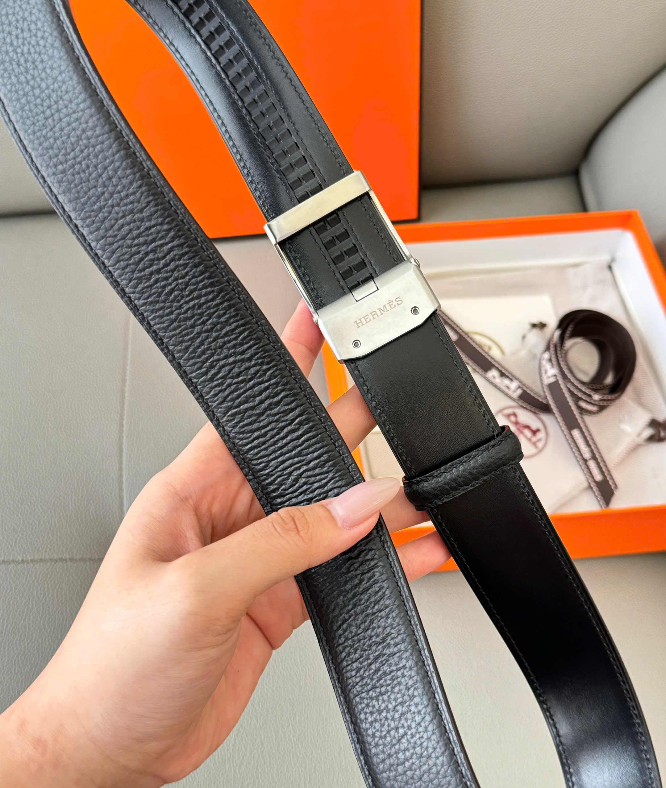 Thắt lưng dây nịt Hermes HM taiga Đen sần mặt chữ nhật Bạc khóa cài Like Auth 85-110 DDT