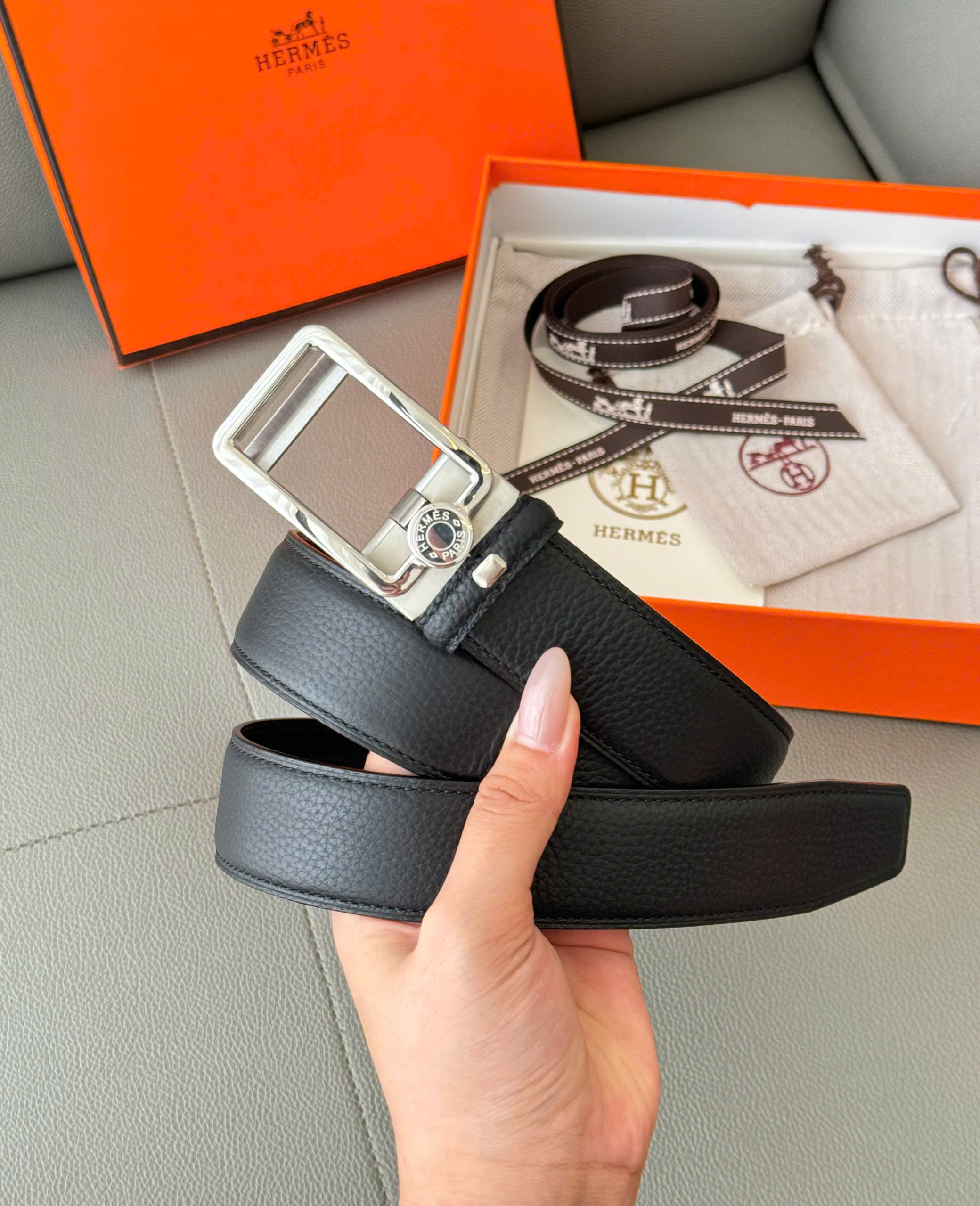 Thắt lưng dây nịt Hermes HM taiga Đen sần mặt chữ nhật Bạc khóa cài Like Auth 85-110 DDT