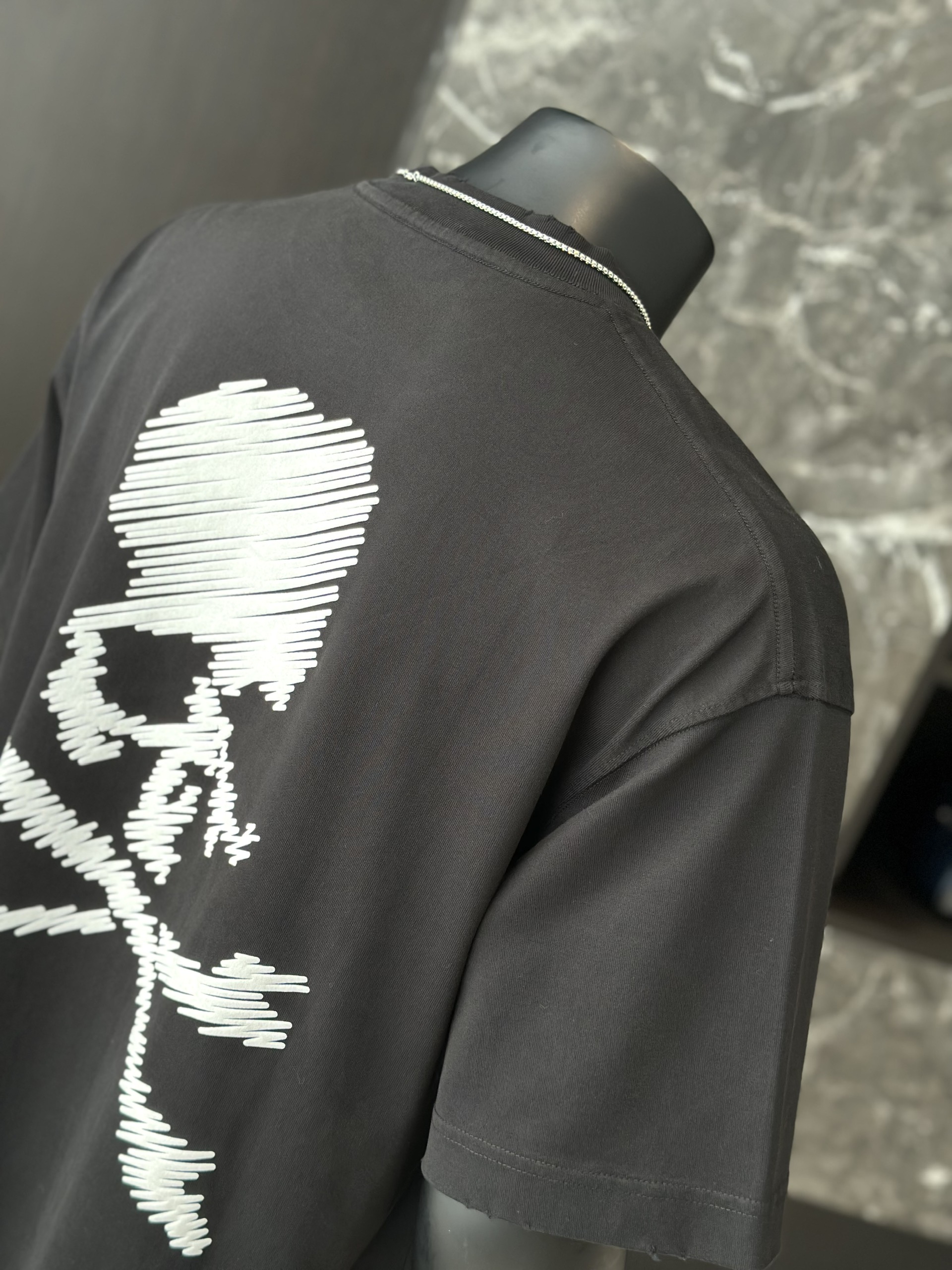 Áo phông T shirt Mastermind logo ngực họa tiết đầu lâu xương chéo lưng Like Auth S-M VTN\Đen