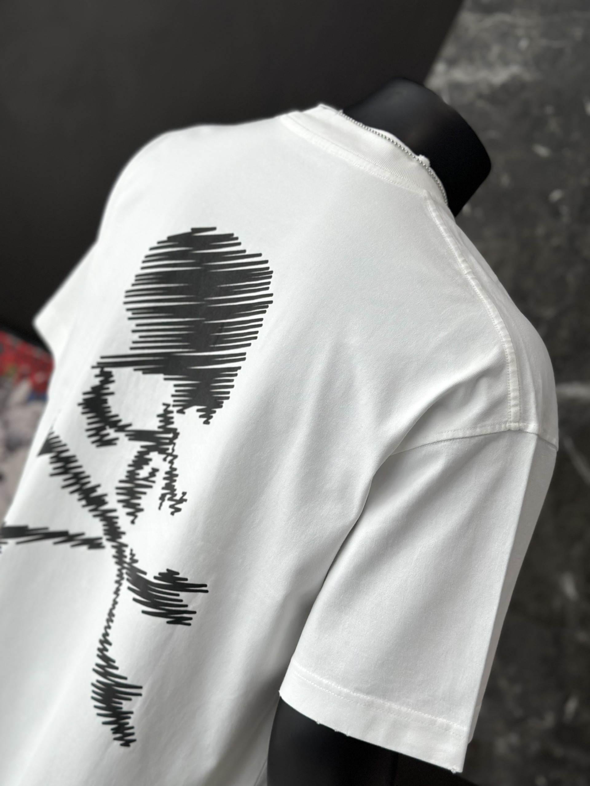 Áo phông T shirt Mastermind logo ngực họa tiết đầu lâu xương chéo lưng Like Auth S-M VTN\Đen