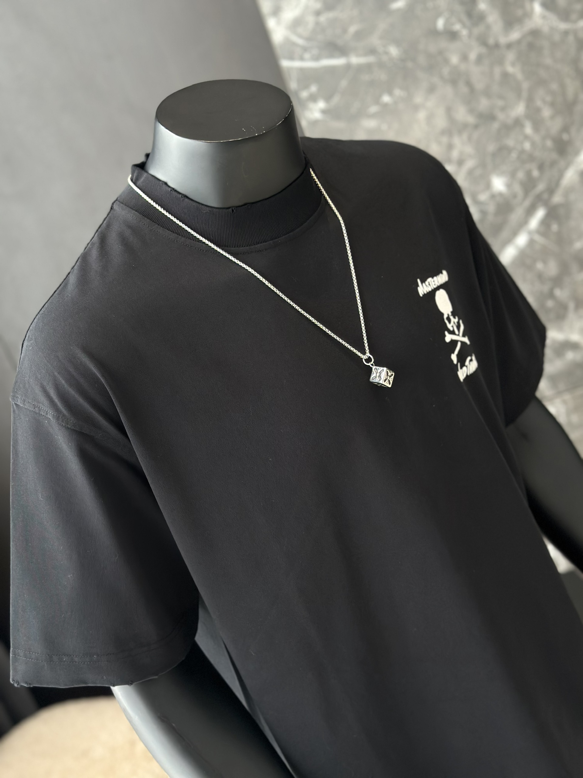 Áo phông T shirt Mastermind họa tiết đầu lâu xương chéo trước sau Like Auth S-M VTN\Đen