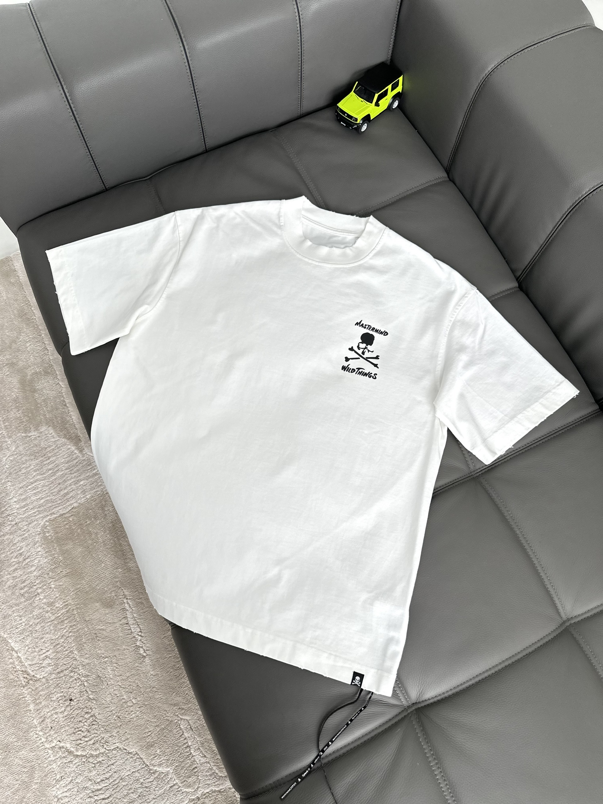 Áo phông T shirt Mastermind họa tiết đầu lâu xương chéo trước sau Like Auth S-M VTN/TRẮNG