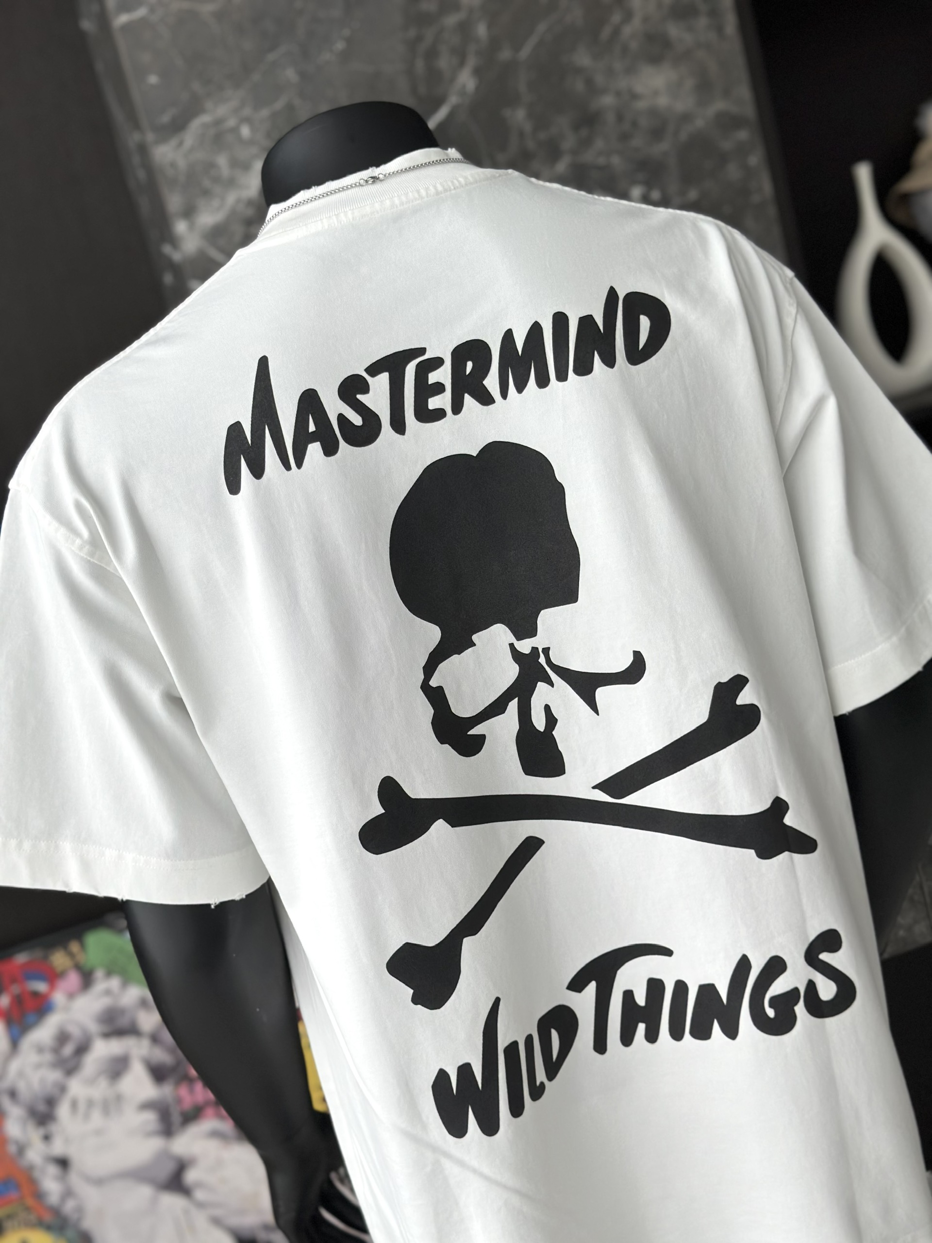 Áo phông T shirt Mastermind họa tiết đầu lâu xương chéo trước sau Like Auth S-M VTN/TRẮNG