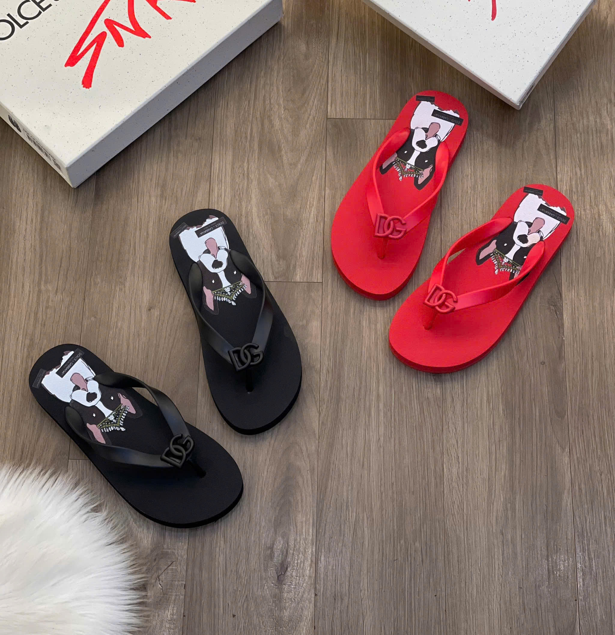 Dép tông xỏ ngón flip flop Dolce Gabbana cún Like Auth 38-43 MK