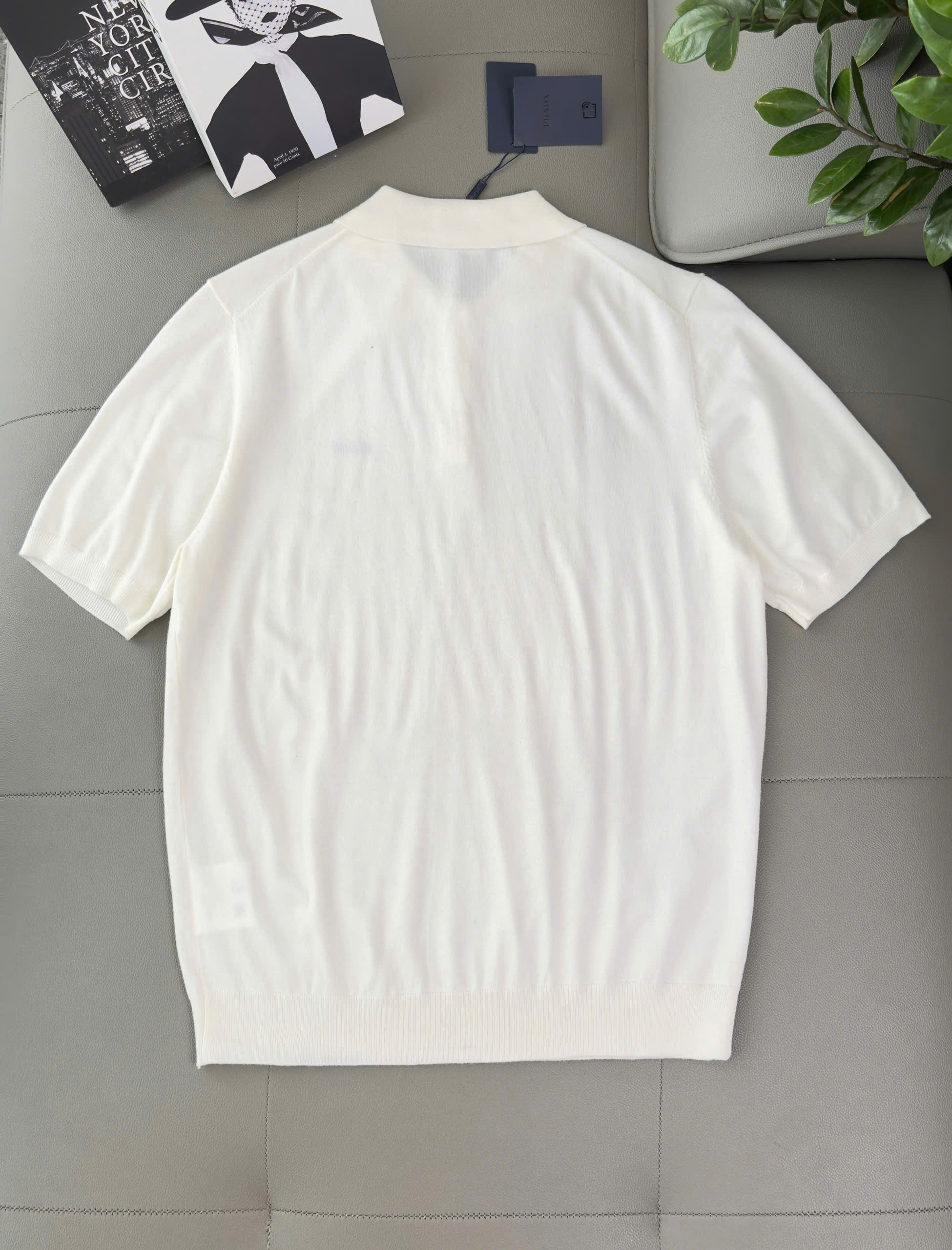 Áo polo Prada logo thêu ngực Like Auth S-L DDT\Trắng
