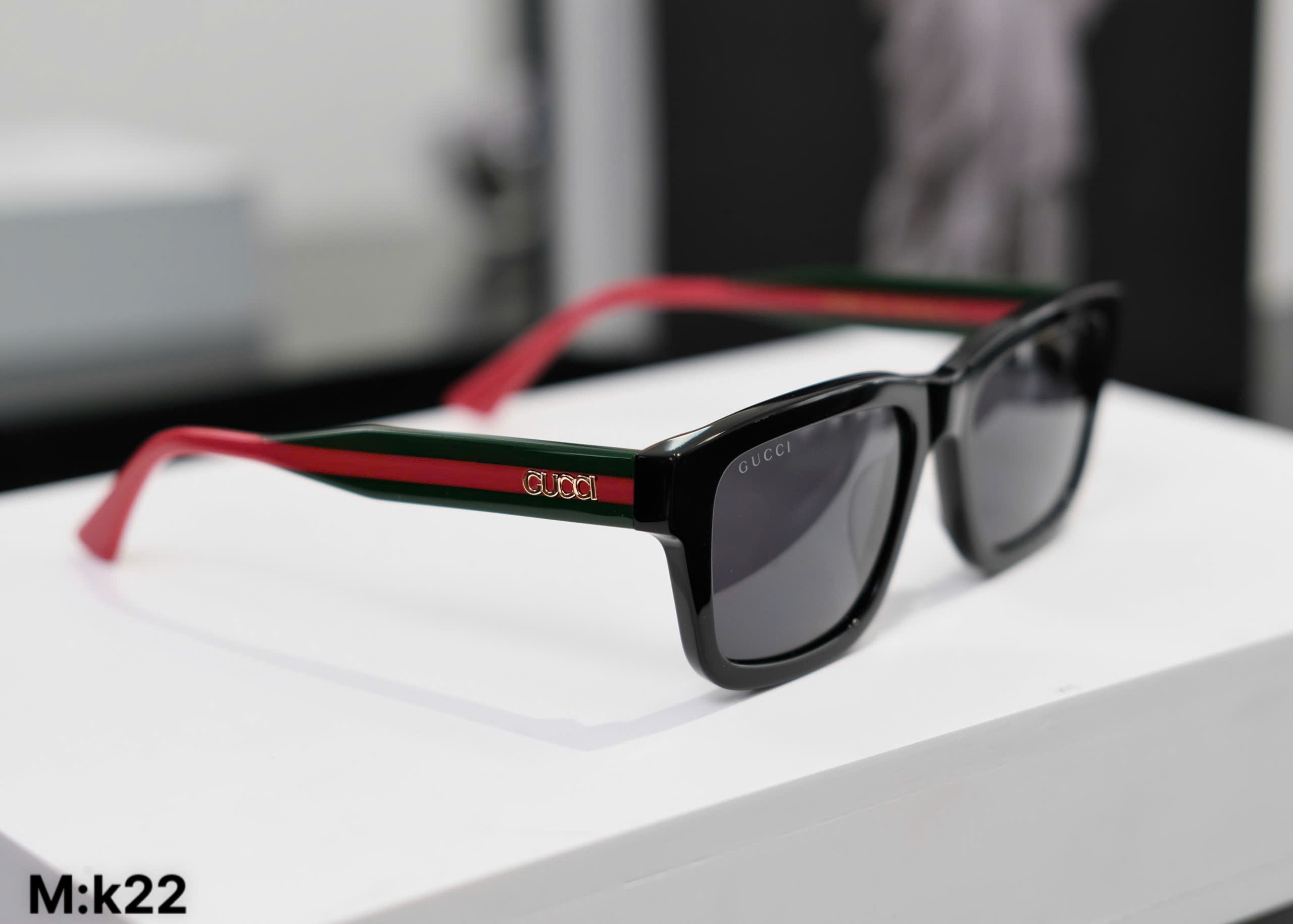 Kính mát thời trang Gucci GC gọng Acetate Xanh Đỏ logo tag Like Auth DDT