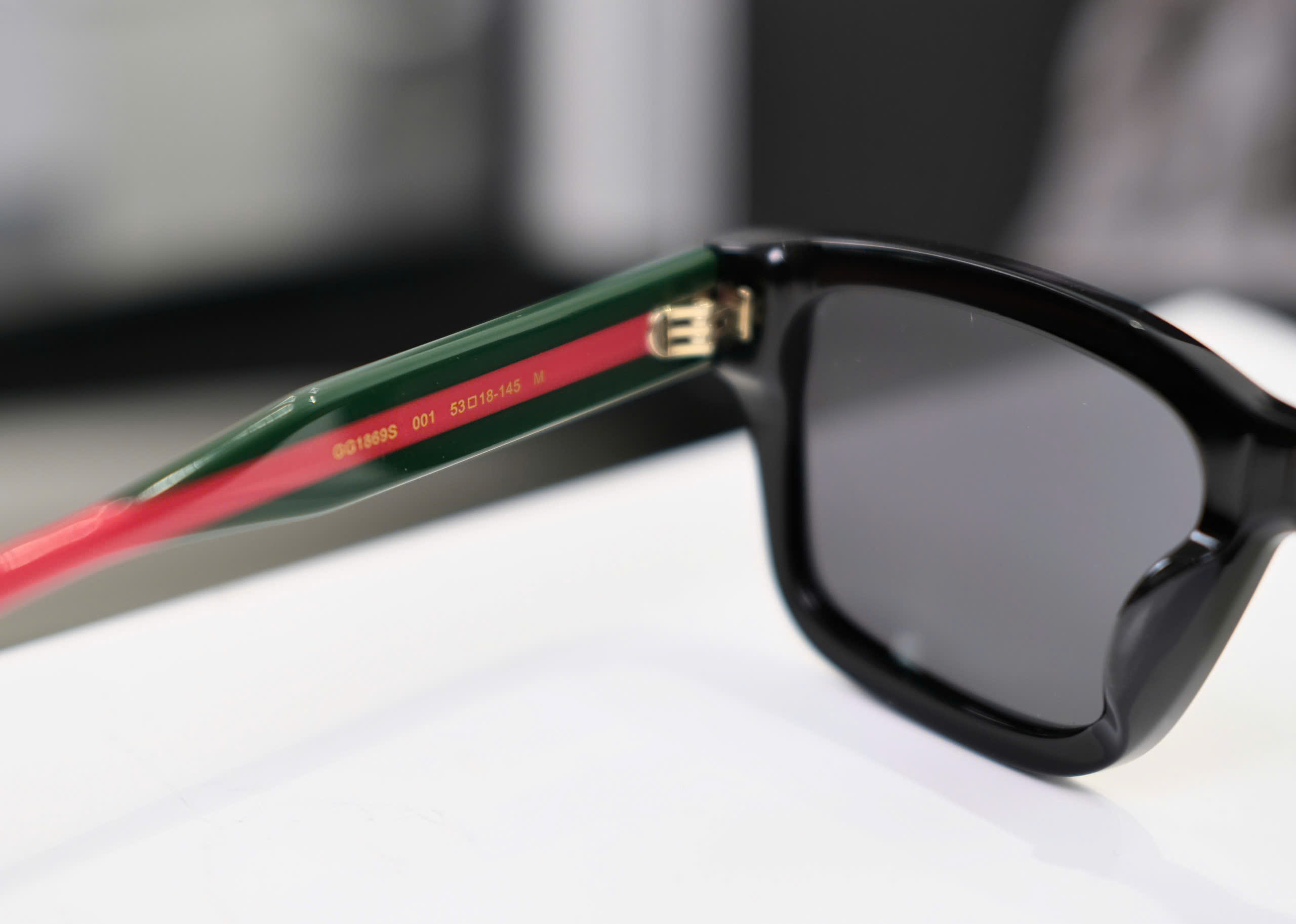 Kính mát thời trang Gucci GC gọng Acetate Xanh Đỏ logo tag Like Auth DDT