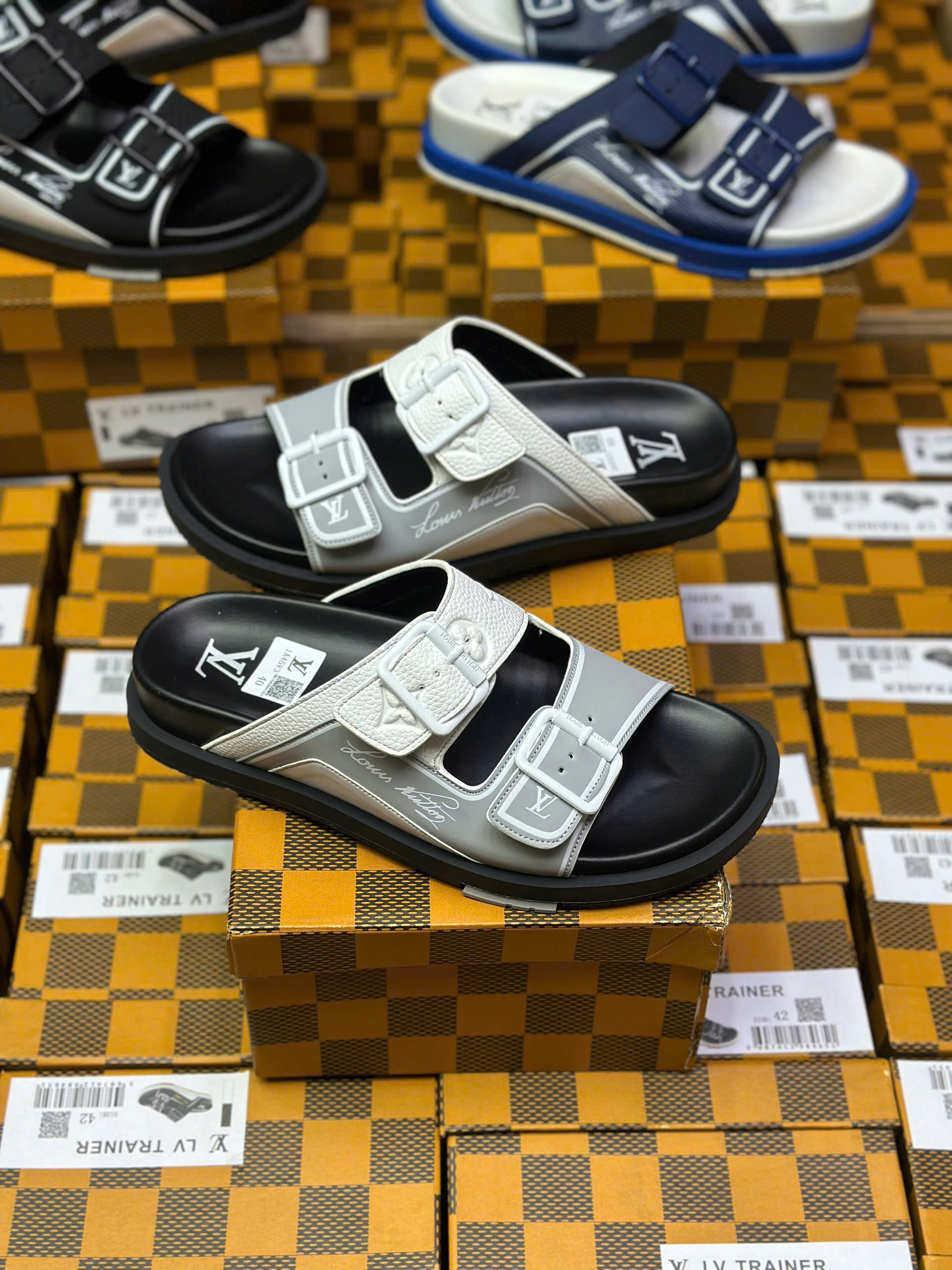 Dép lê Louis Vuitton LV Trainer quai cài Like Auth 38-43 MK