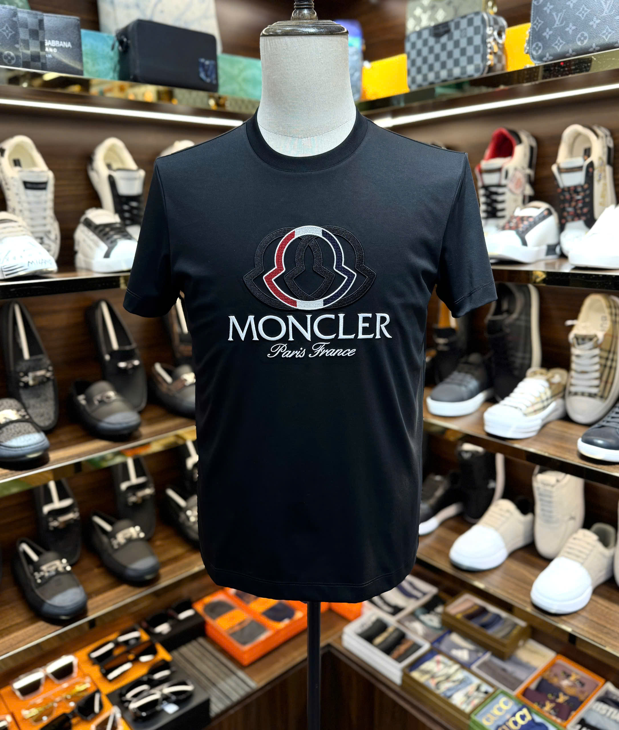 Áo phông T shirt Moncler logo thêu nổi ngực Like Auth M-XL MK