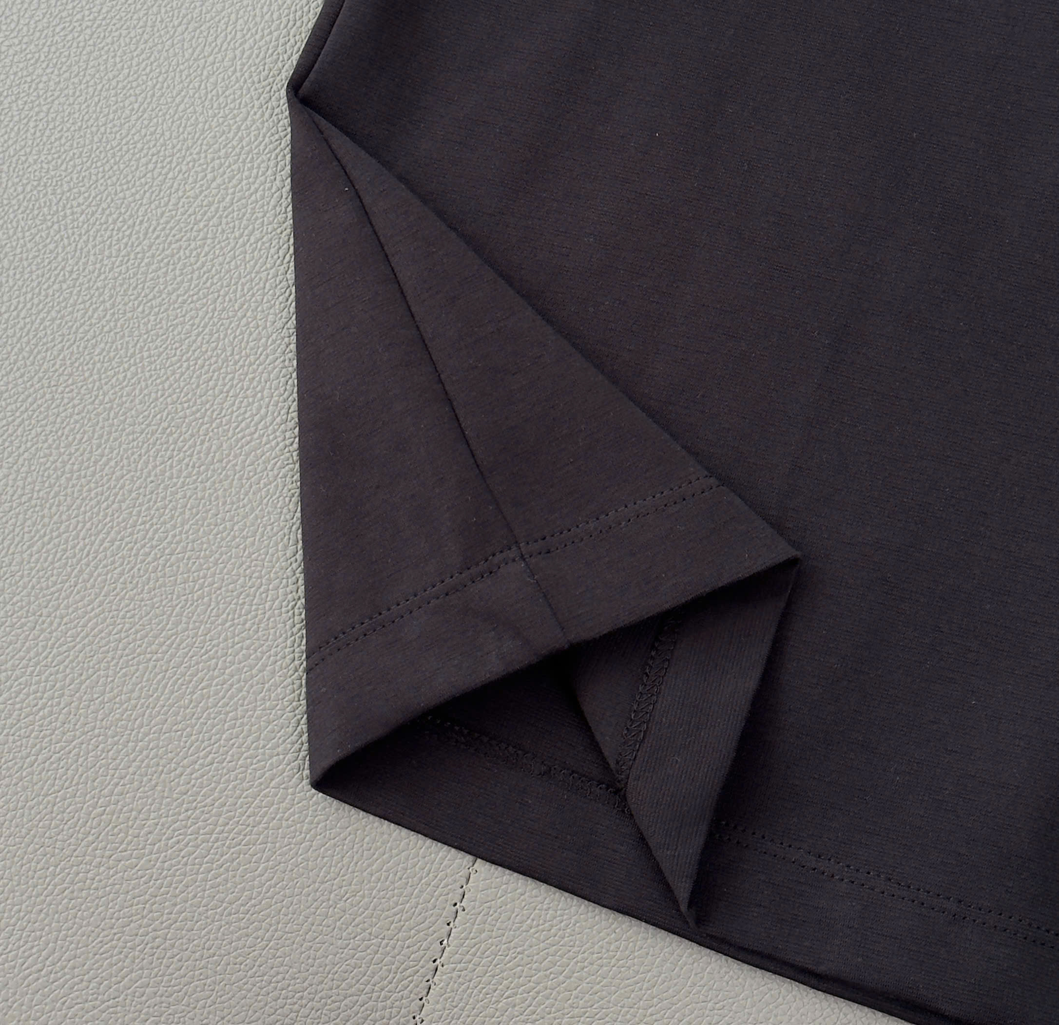 Áo phông T shirt Versace VS logo thêu mặt quỷ Medusa Like Auth M-XL DDT\Đen