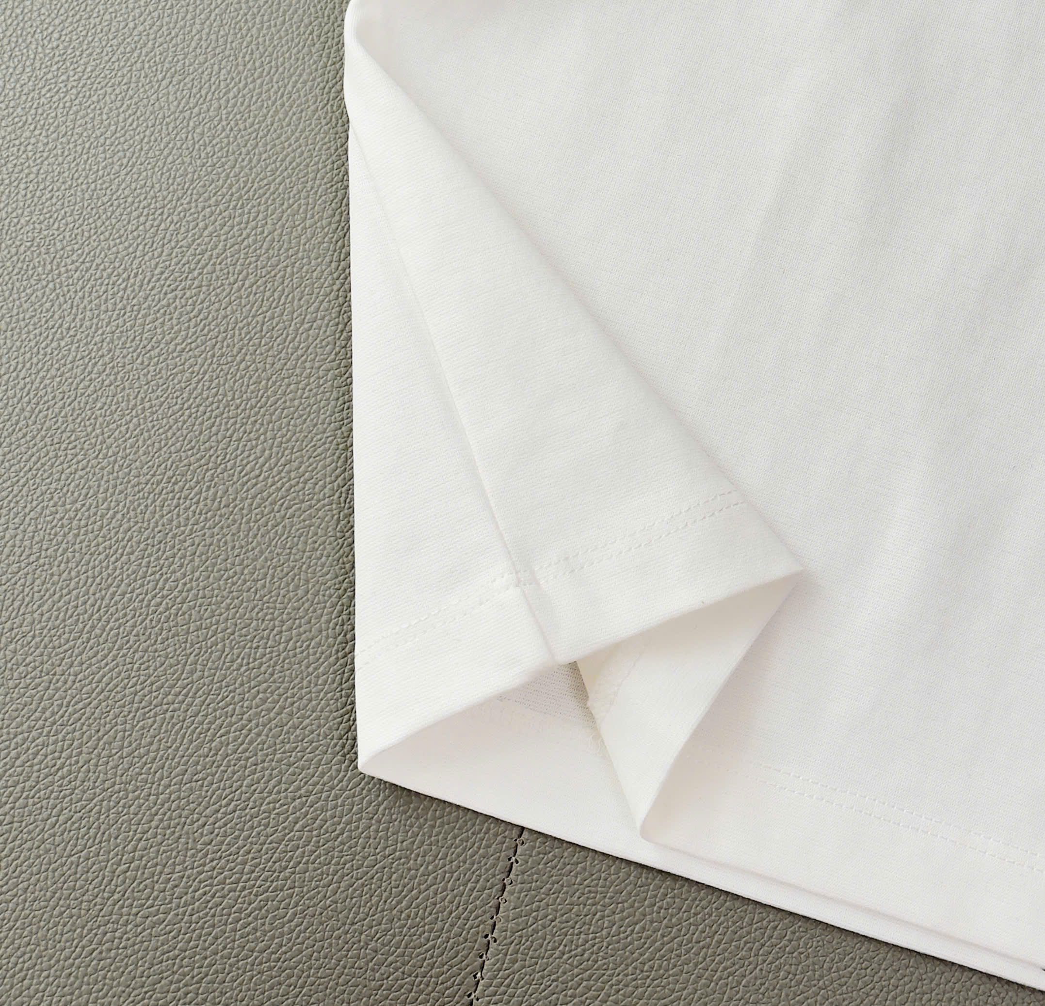 Áo phông T shirt Versace VS logo thêu mặt quỷ Medusa Like Auth M-XL DDT\Trắng