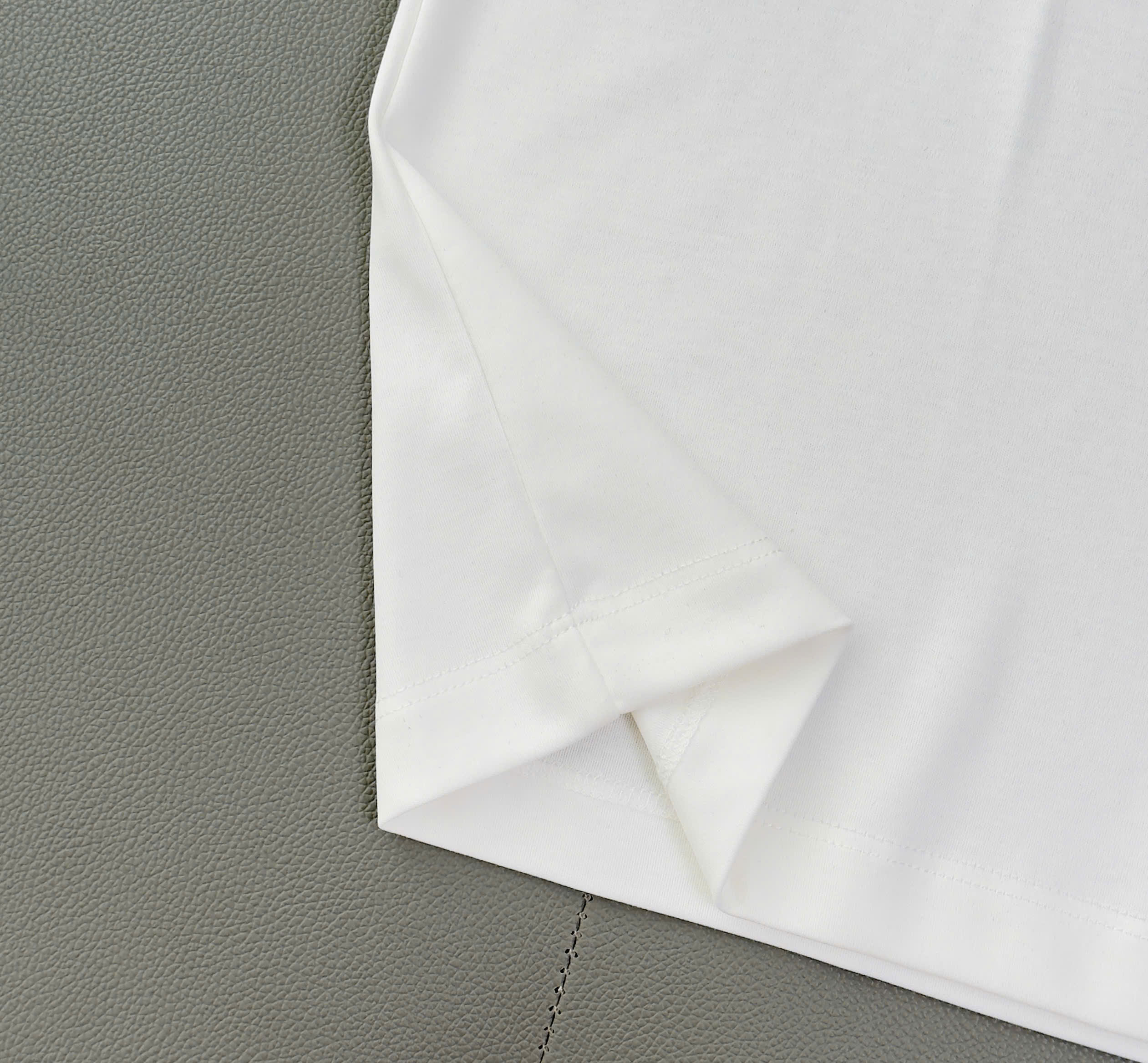 Áo phông T shirt Burberry BBR ngực thêu kỵ sỹ ngựa bay Like Auth M-XL DDT\Trắng