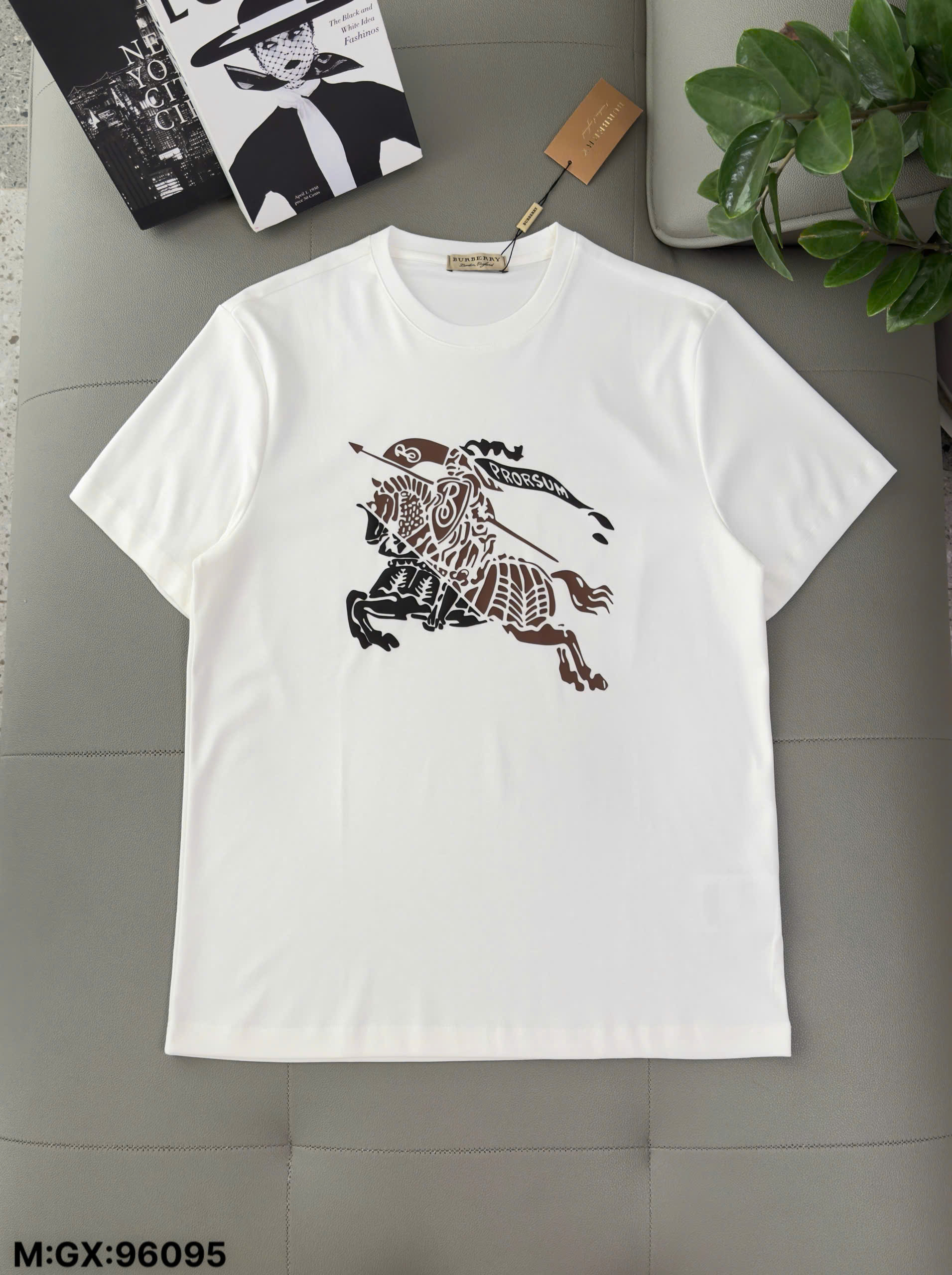 Áo phông T shirt Burberry BBR ngực thêu kỵ sỹ ngựa bay Like Auth M-XL DDT\Trắng