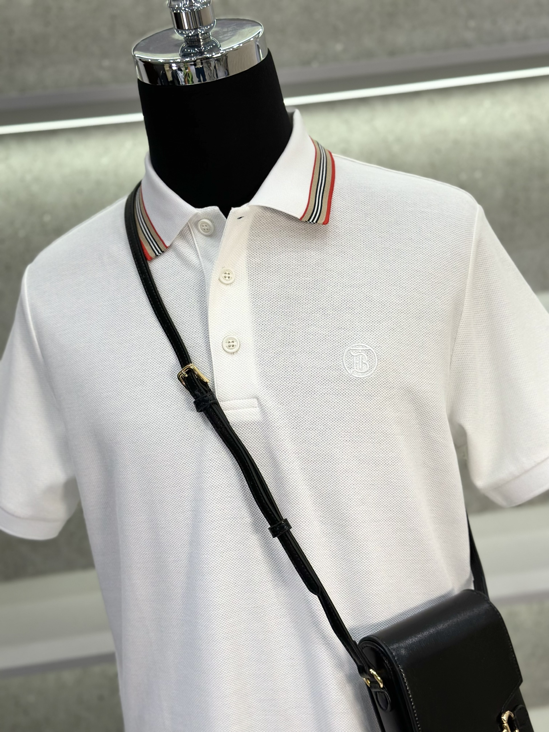 Áo polo Burberry BBR logo TB tròn thêu ngực phối kẻ sọc cổ Like Auth 1-1 on web VTN