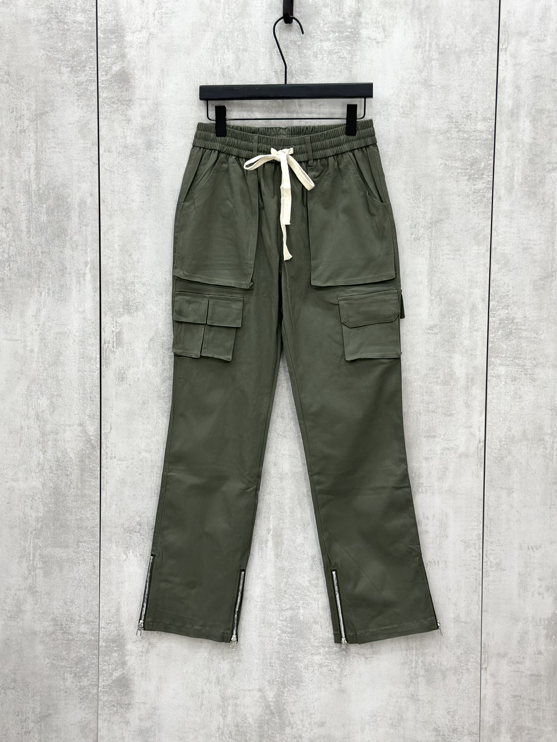 Quần Jogger TANYA Xanh Rêu túi hộp khóa ZIP M-XL VTN