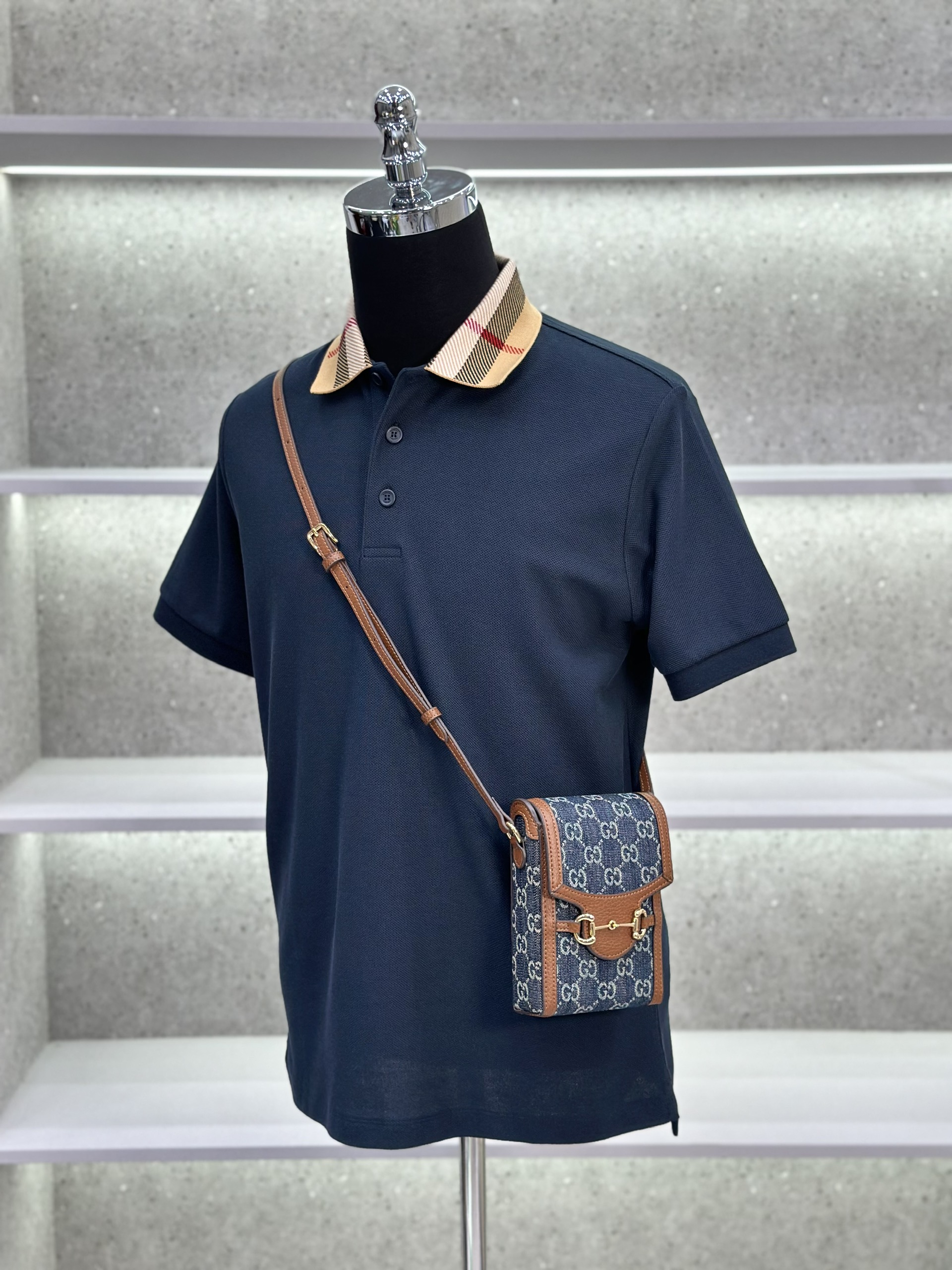 Áo polo Burberry BBR trơn phối kẻ sọc to cổ Like Auth 1-1 on web VTN