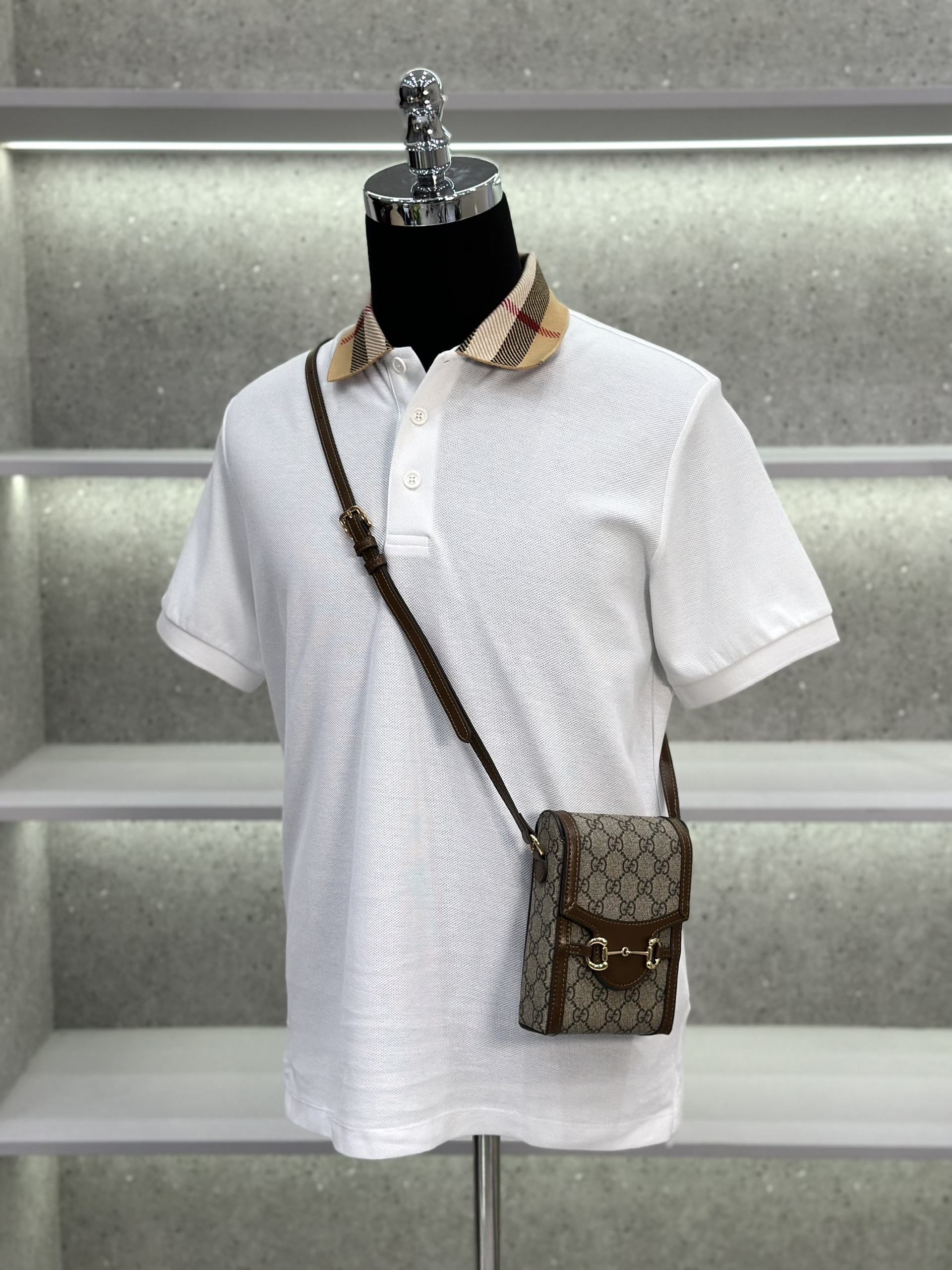 Áo polo Burberry BBR trơn phối kẻ sọc to cổ Like Auth 1-1 on web VTN