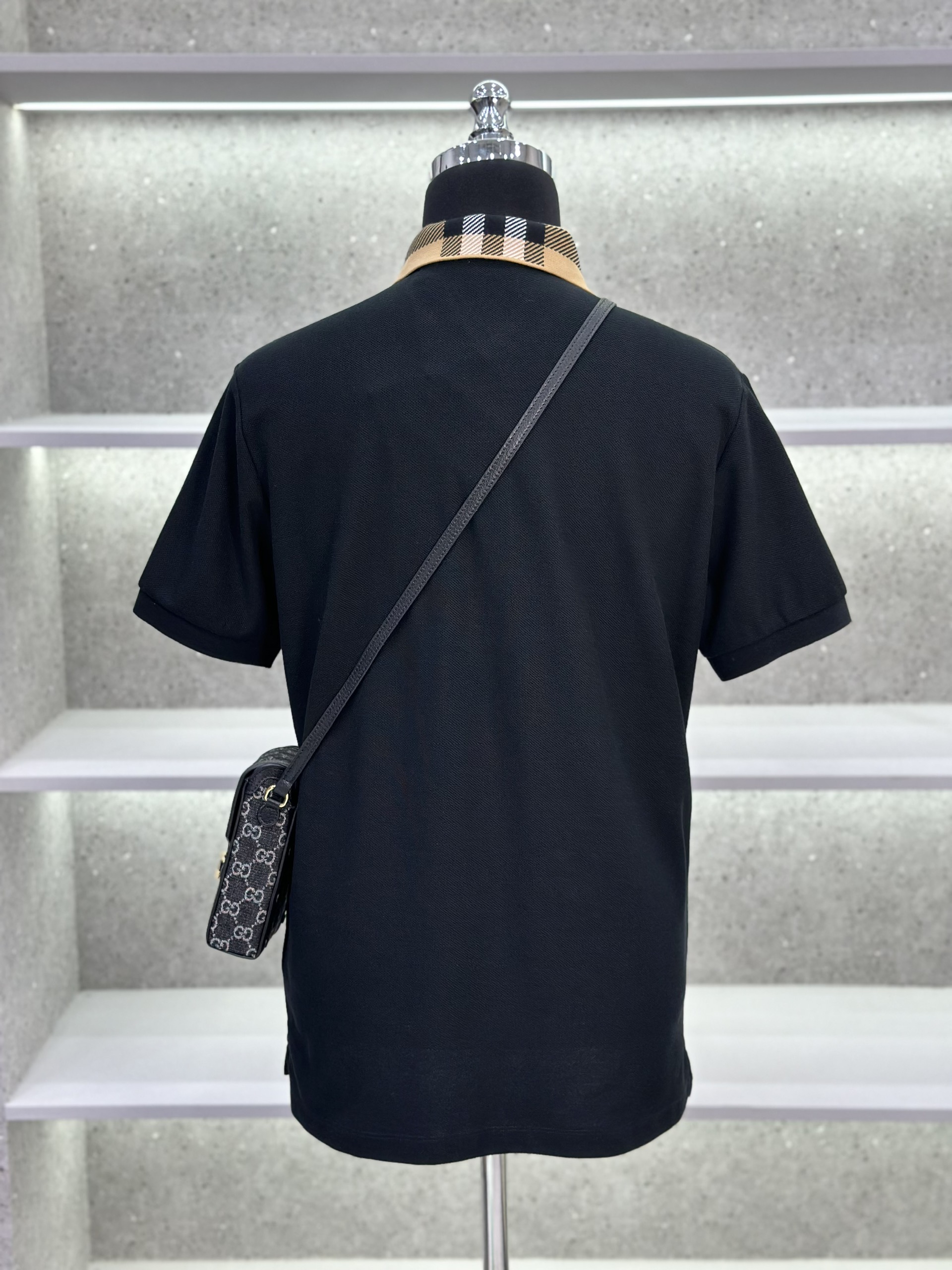 Áo polo Burberry BBR trơn phối kẻ sọc to cổ Like Auth 1-1 on web VTN