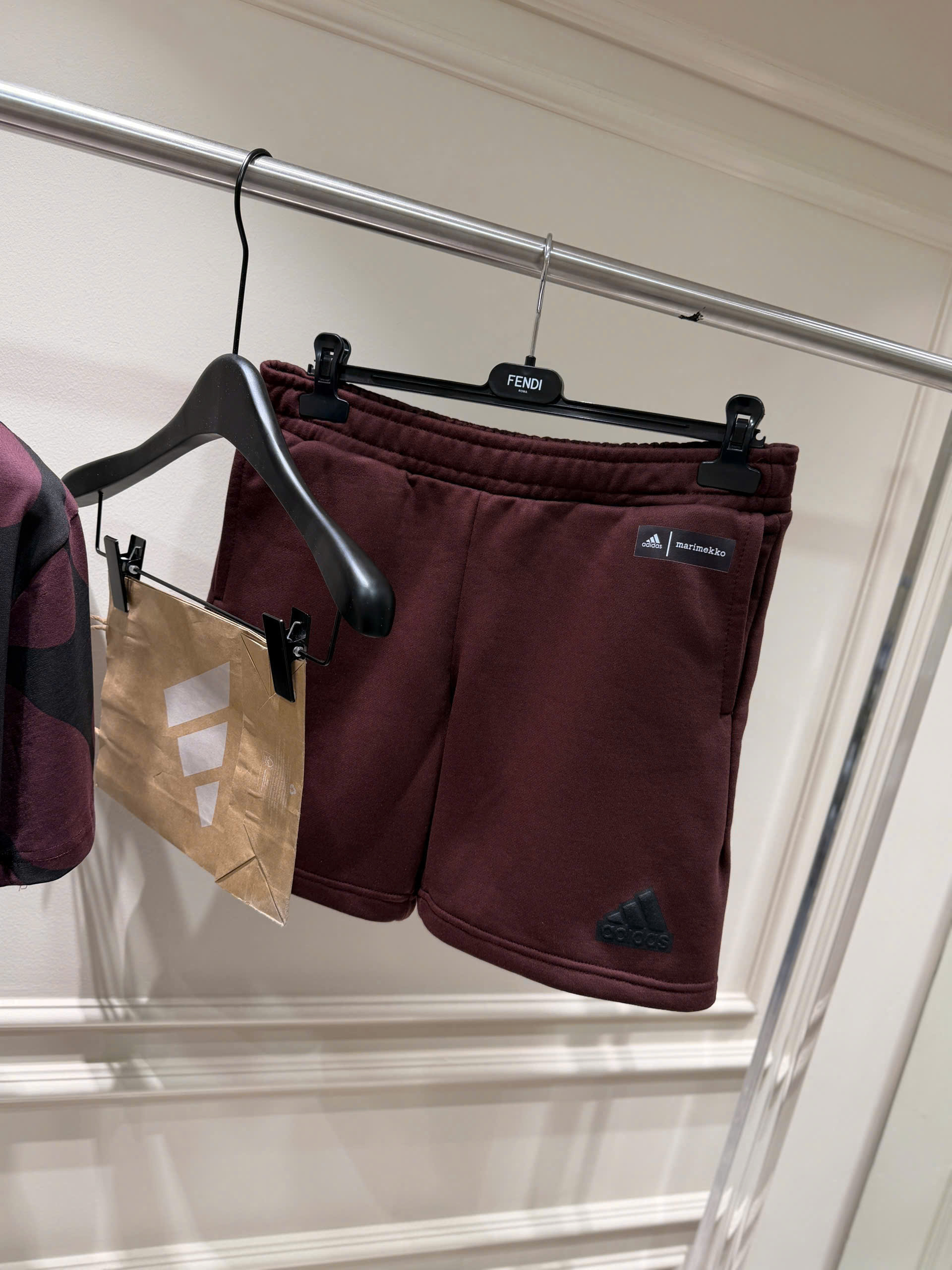 Set bộ thể thao Adidas logo nổi Like Auth S-XL MK