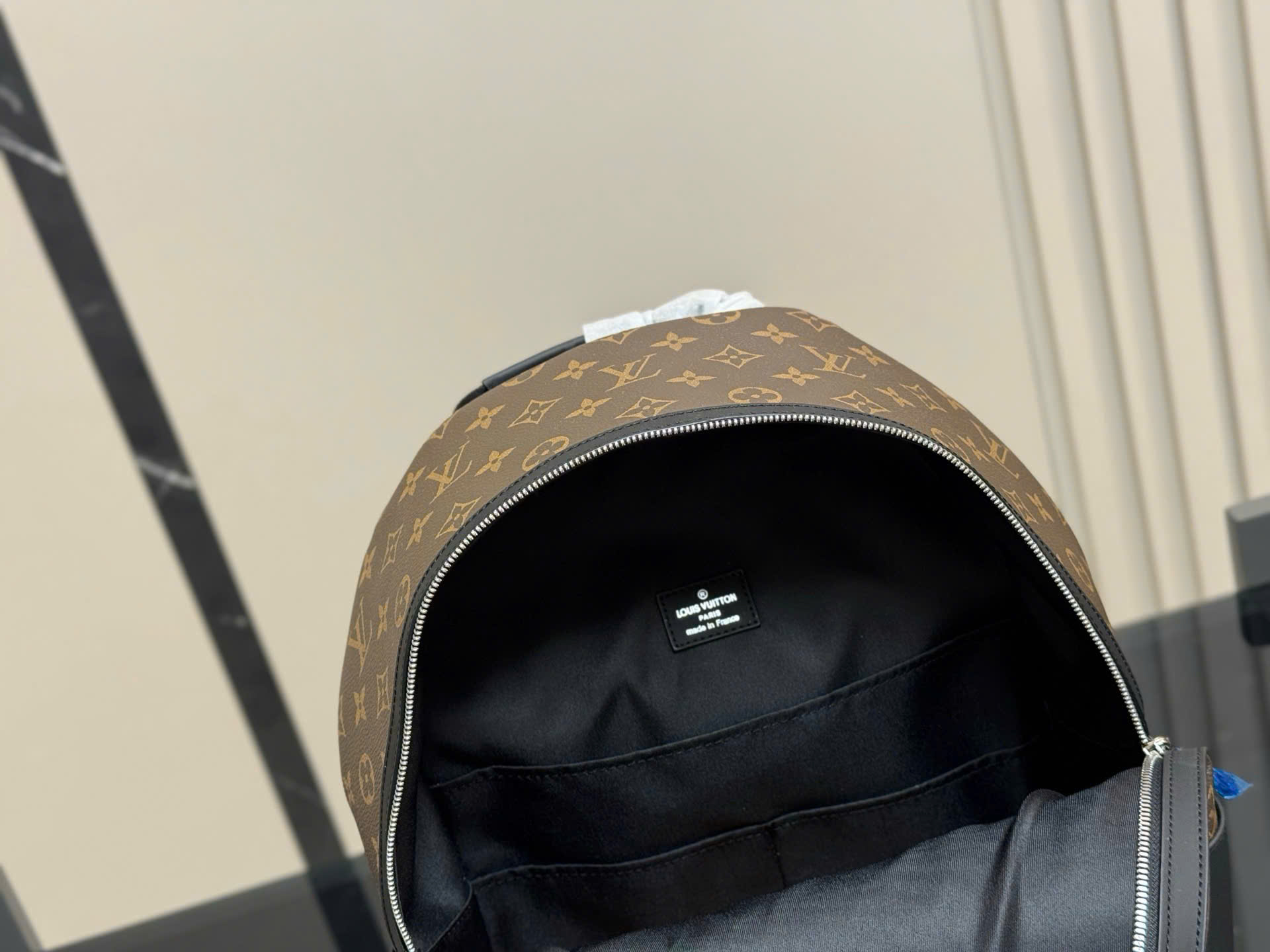 Balo Louis Vuitton LV Discovery Backpack PM Monogram Eclipse Canvas Nâu Like Auth 29x38x20 PLD
