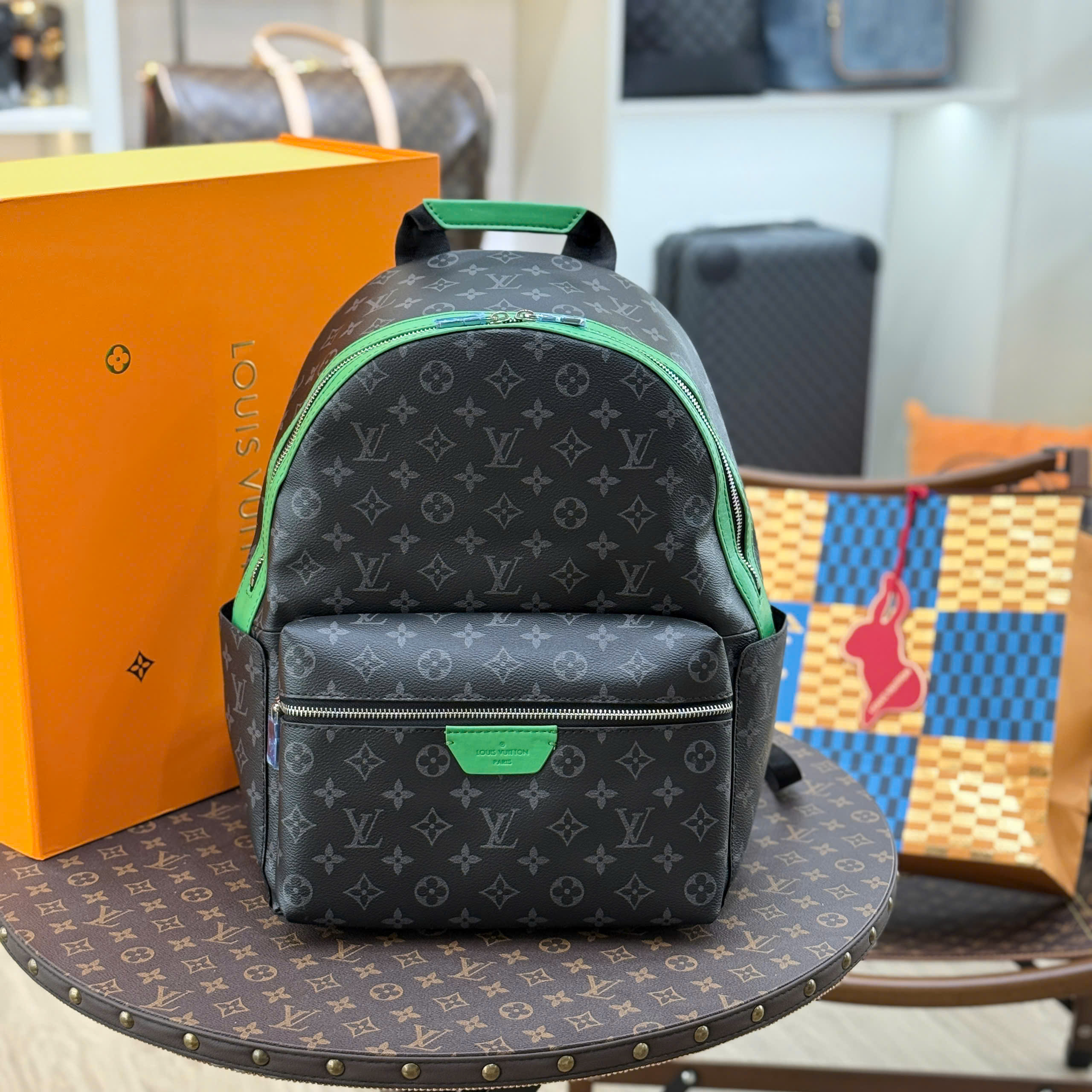 Balo Louis Vuitton LV Discovery Backpack PM Monogram Eclipse Canvas Đen Like Auth 29x38x20 PLD