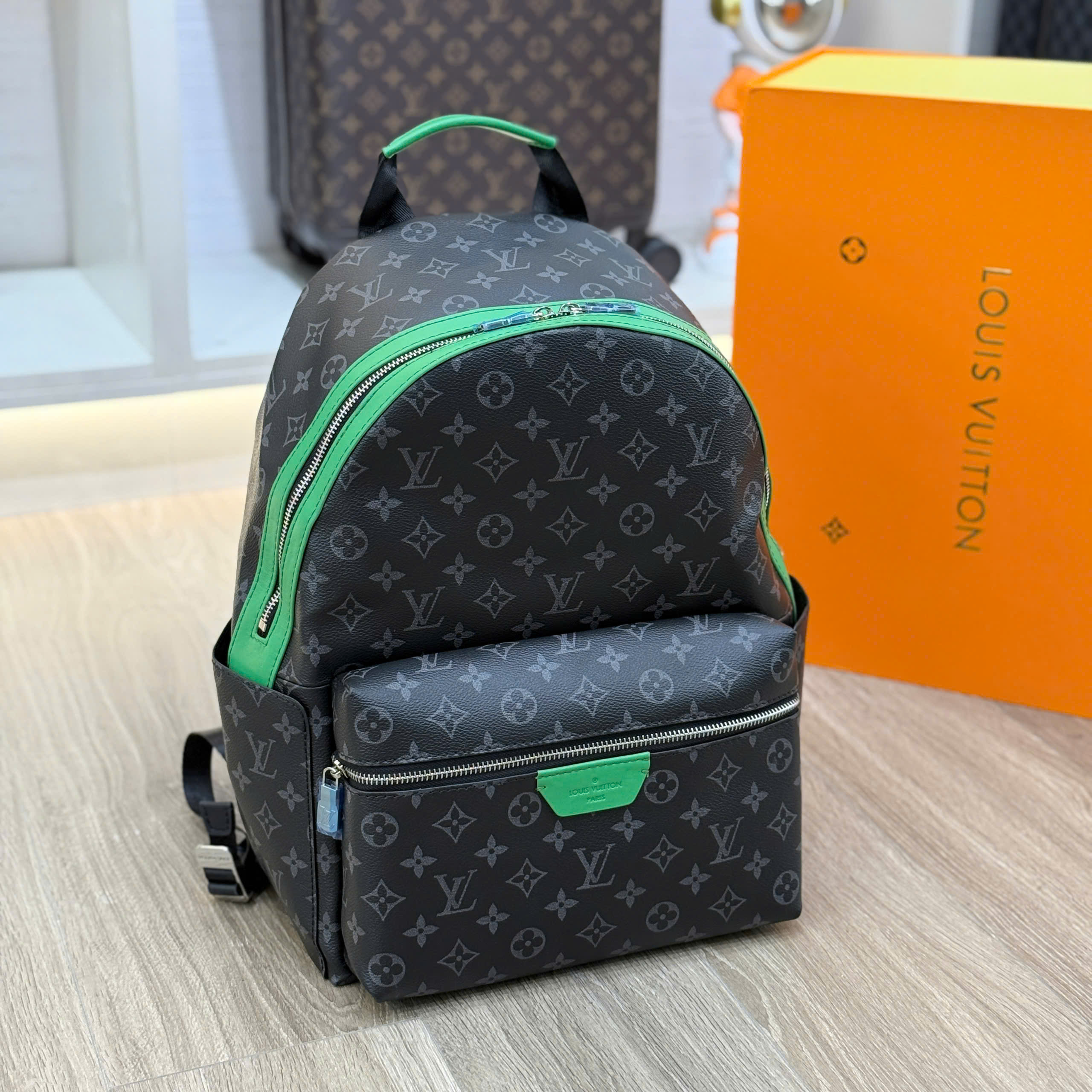 Balo Louis Vuitton LV Discovery Backpack PM Monogram Eclipse Canvas Đen Like Auth 29x38x20 PLD