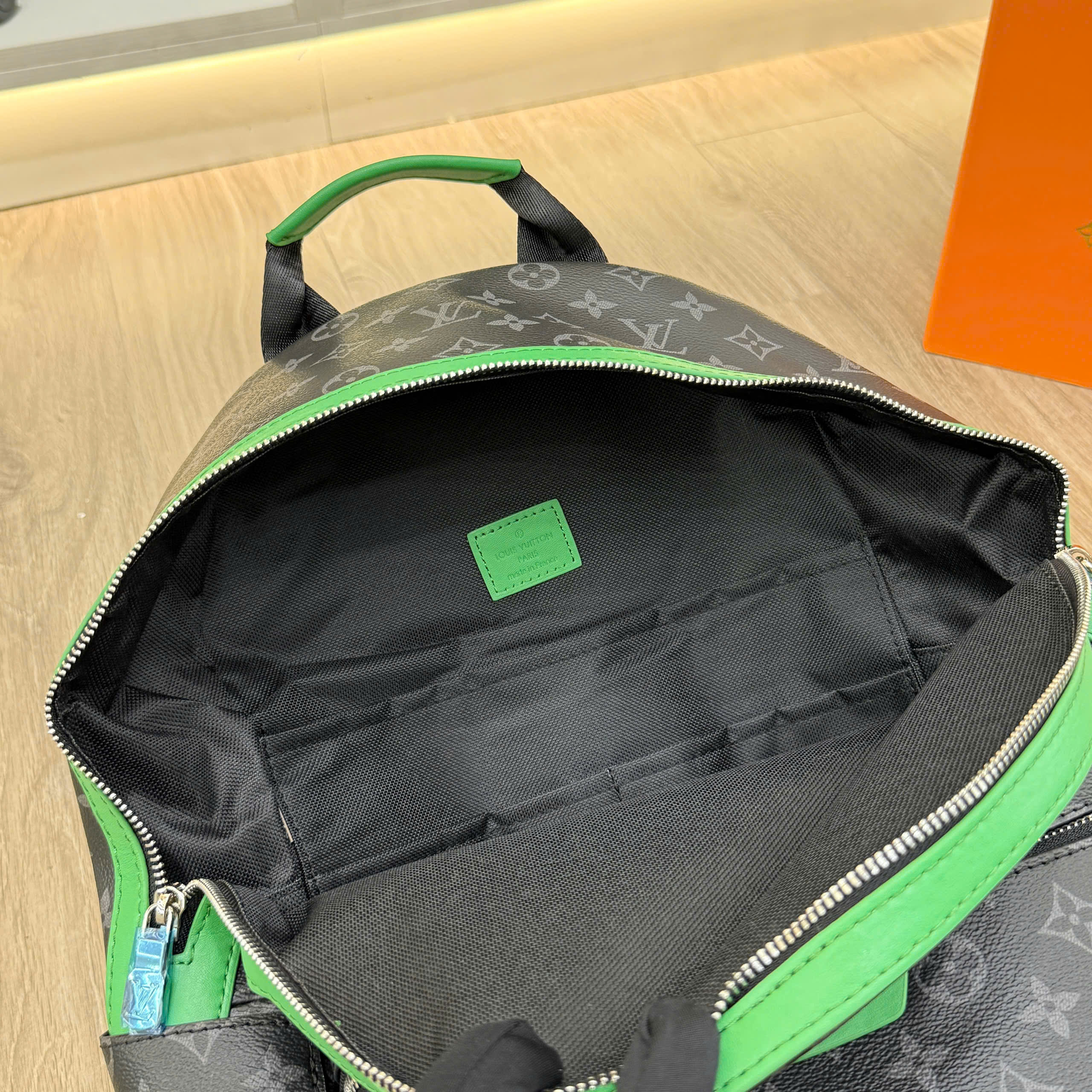 Balo Louis Vuitton LV Discovery Backpack PM Monogram Eclipse Canvas Đen Like Auth 29x38x20 PLD