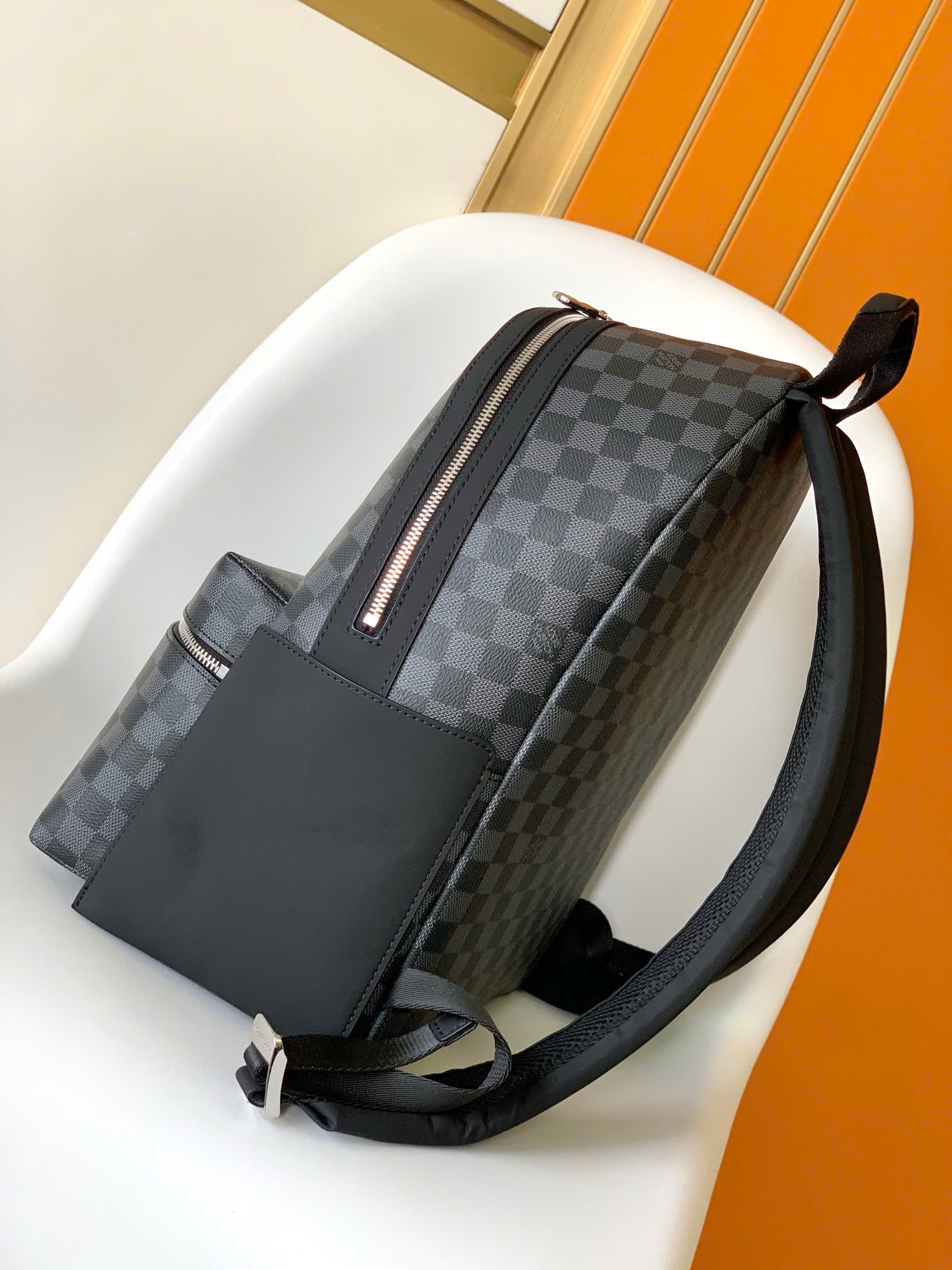 Balo Louis Vuitton LV Discovery Backpack PM Monogram Eclipse Canvas Caro Like Auth 29x38x20 PLD