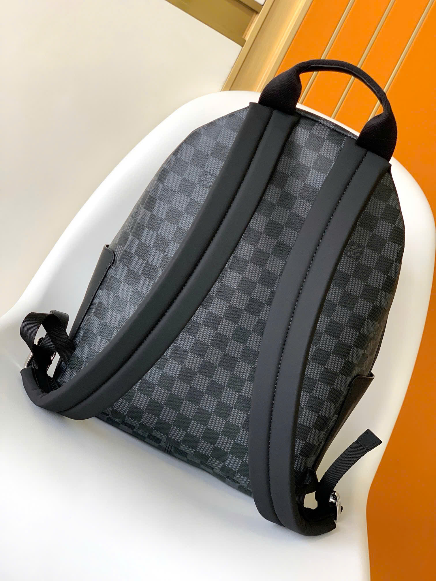 Balo Louis Vuitton LV Discovery Backpack PM Monogram Eclipse Canvas Caro Like Auth 29x38x20 PLD