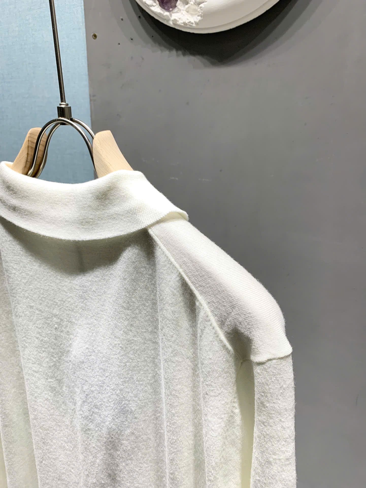 Áo polo len Prada logo thêu ngực Like AUth S-L DDT