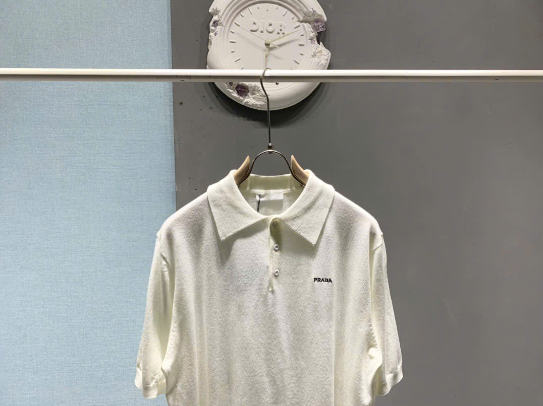 Áo polo len Prada logo thêu ngực Like AUth S-L DDT