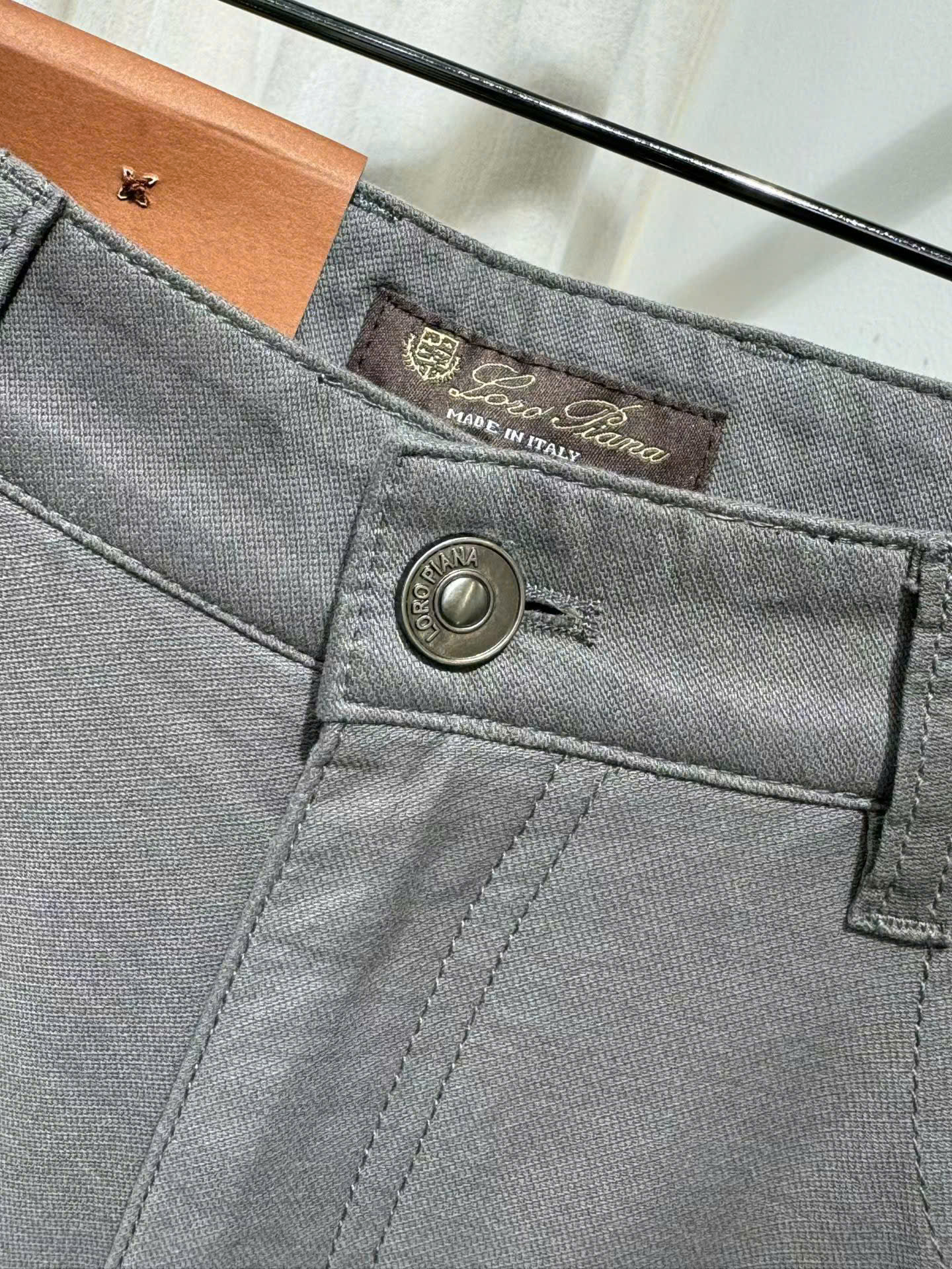 Quần kaki mềm TANYA Loro Piana Xám thêu túi tag Nâu Like Auth 30-36 DDT