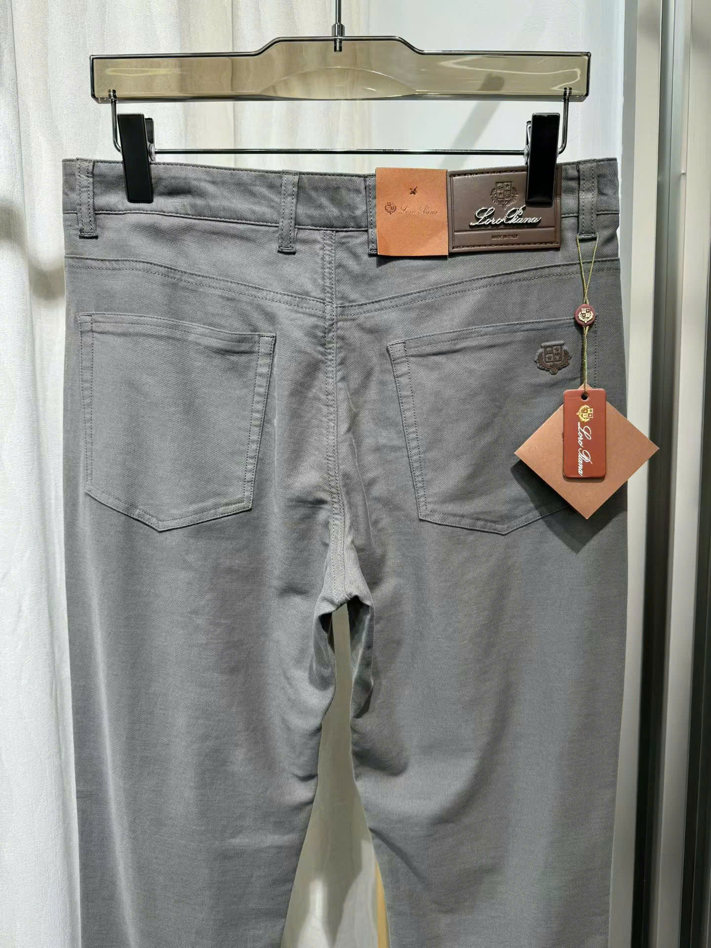 Quần kaki mềm TANYA Loro Piana Xám thêu túi tag Nâu Like Auth 30-36 DDT