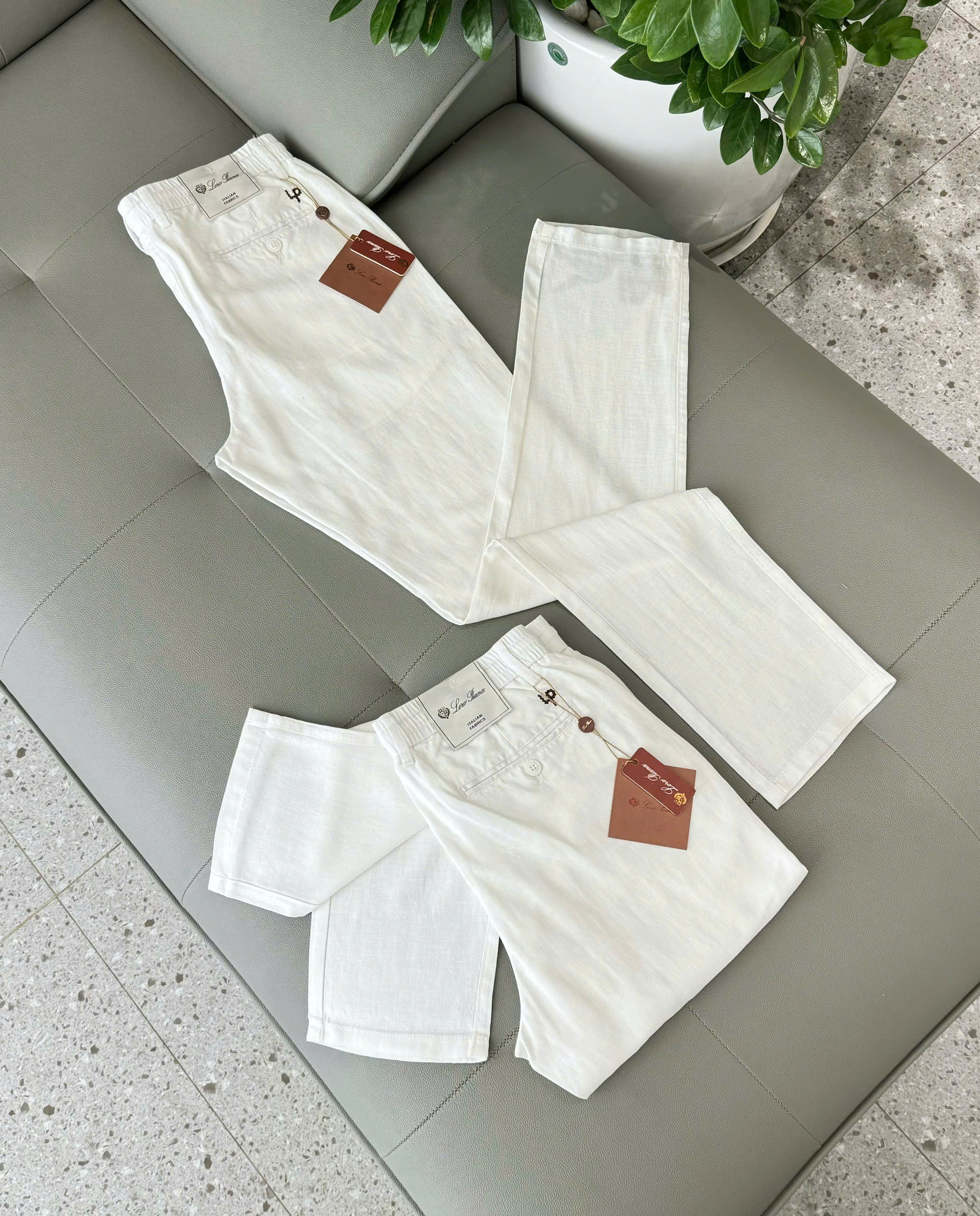 Quần đũi TANYA Loro Piana Trắng thêu chữ Nâu Like Auth 30-36 DDT