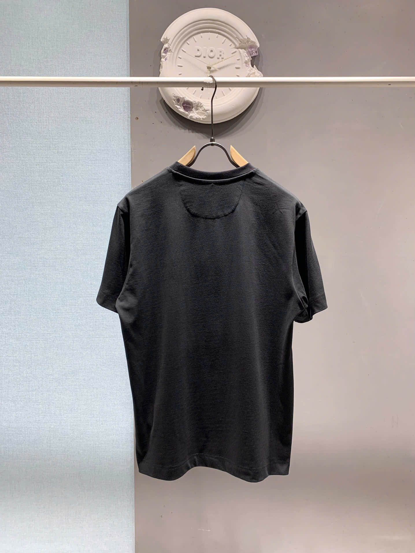 Áo phông T shirt Fendi Roma FD logo wash hình Cún đeo vòng ngực Like Auth S-L DDT