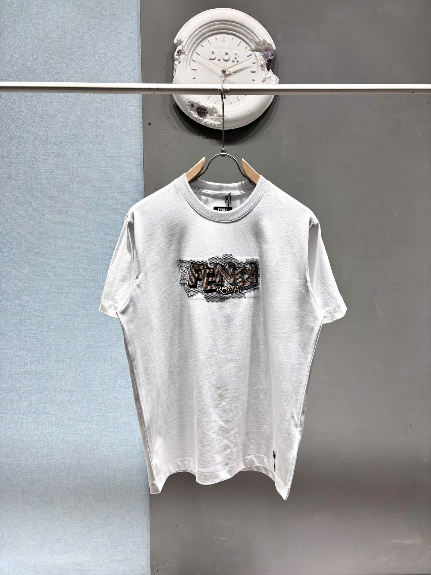Áo phông T shirt Fendi FD logo thêu đính đá ngực Like Auth S-L DDT
