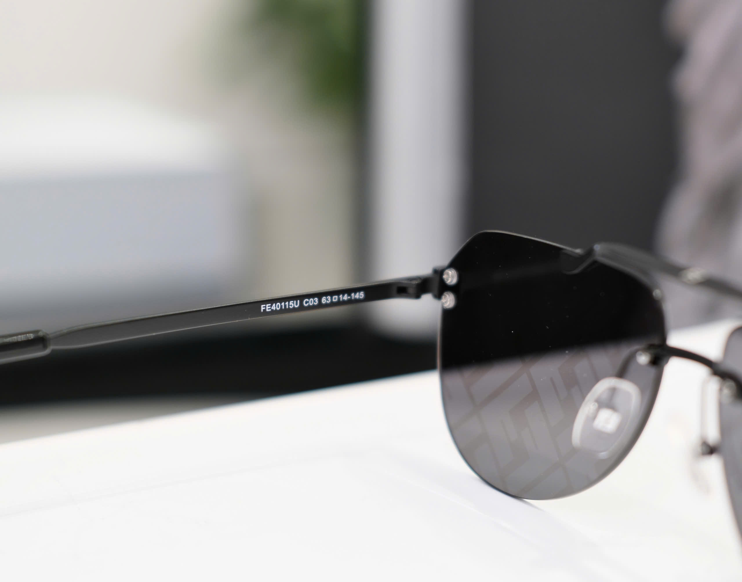 Kính mát thời trang Fendi Sky pilot sunglasses logo FF Like Auth DDT