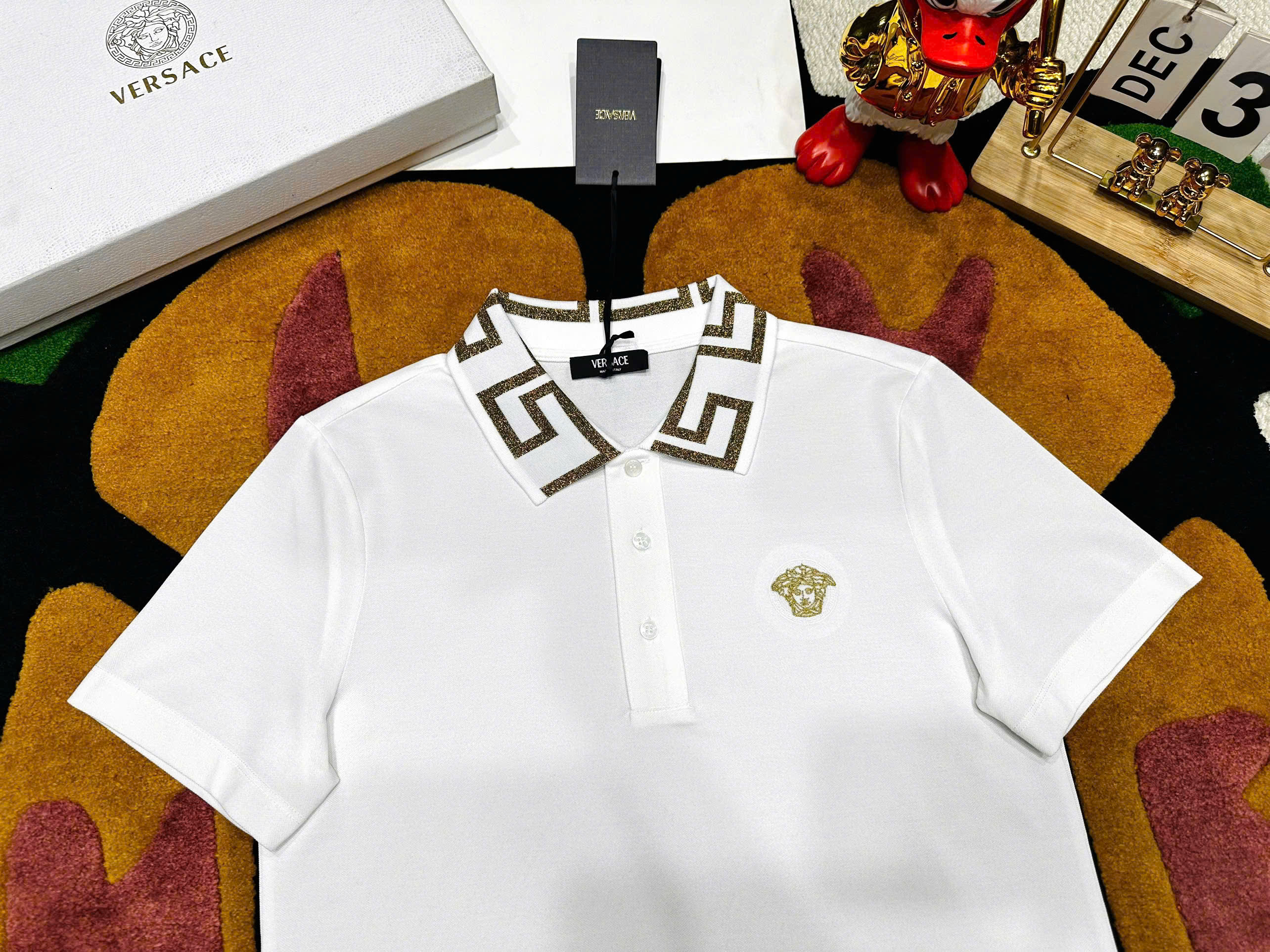 Áo polo Versace VS check cổ logo thêu ngực mặt quỷ Like Auth 48-52 MK\Trắng