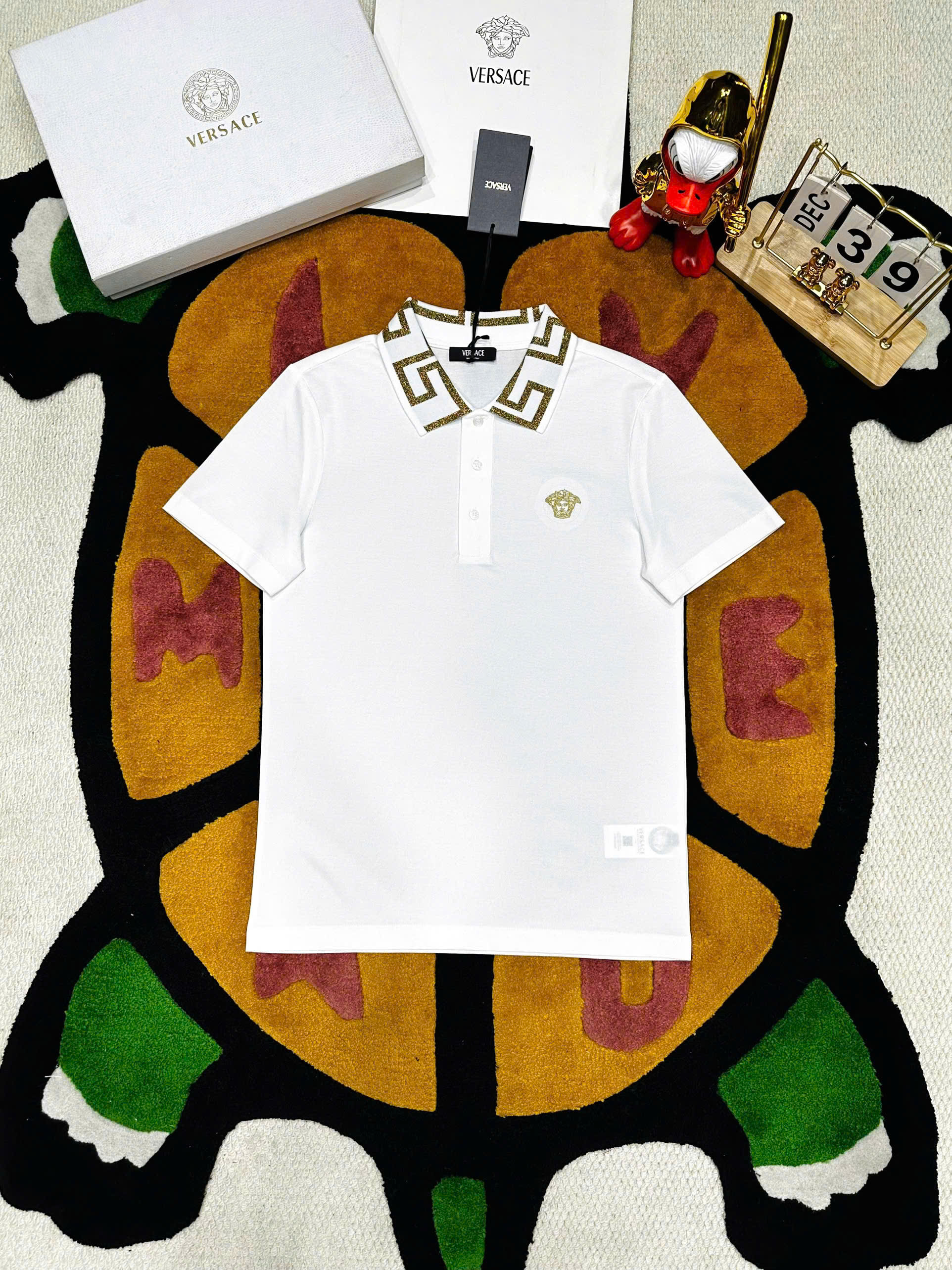Áo polo Versace VS check cổ logo thêu ngực mặt quỷ Like Auth 48-52 MK\Trắng