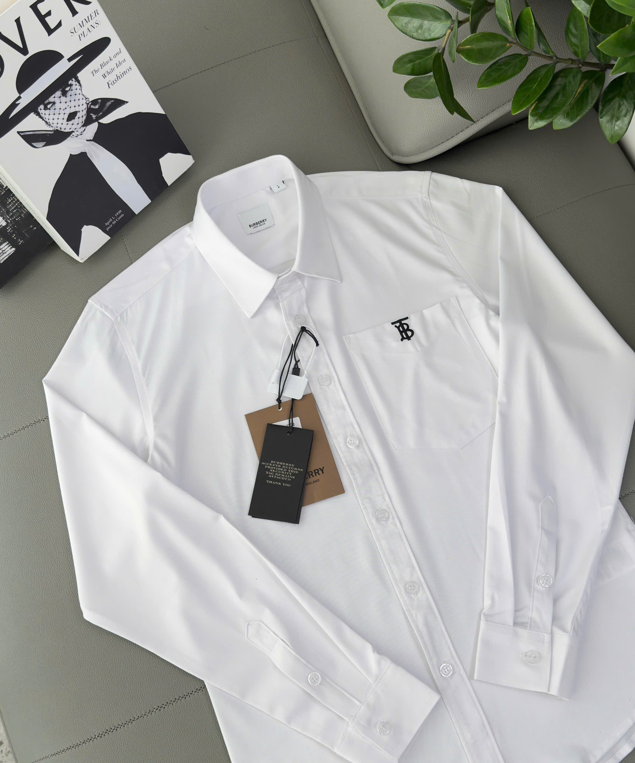 Áo sơ mi Burberry BBR dài tay Trắng logo thêu ngực TB Like Auth S-XXL DDT