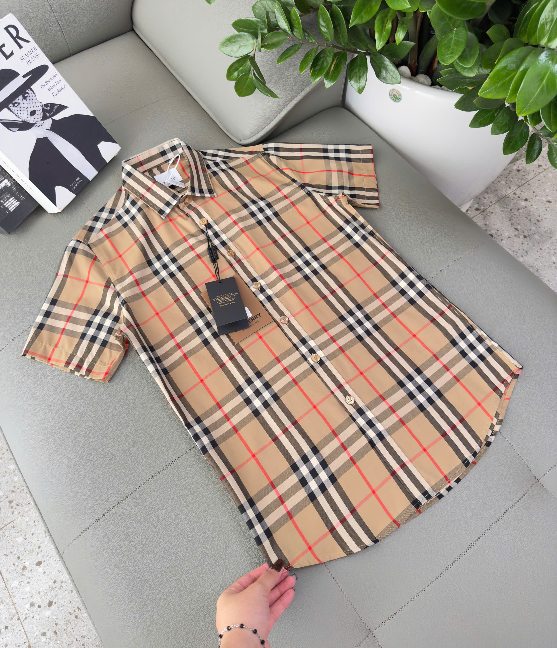 Áo sơ mi Burberry BBR cộc tay Vàng kẻ sọc Like Auth S-XXL DDT