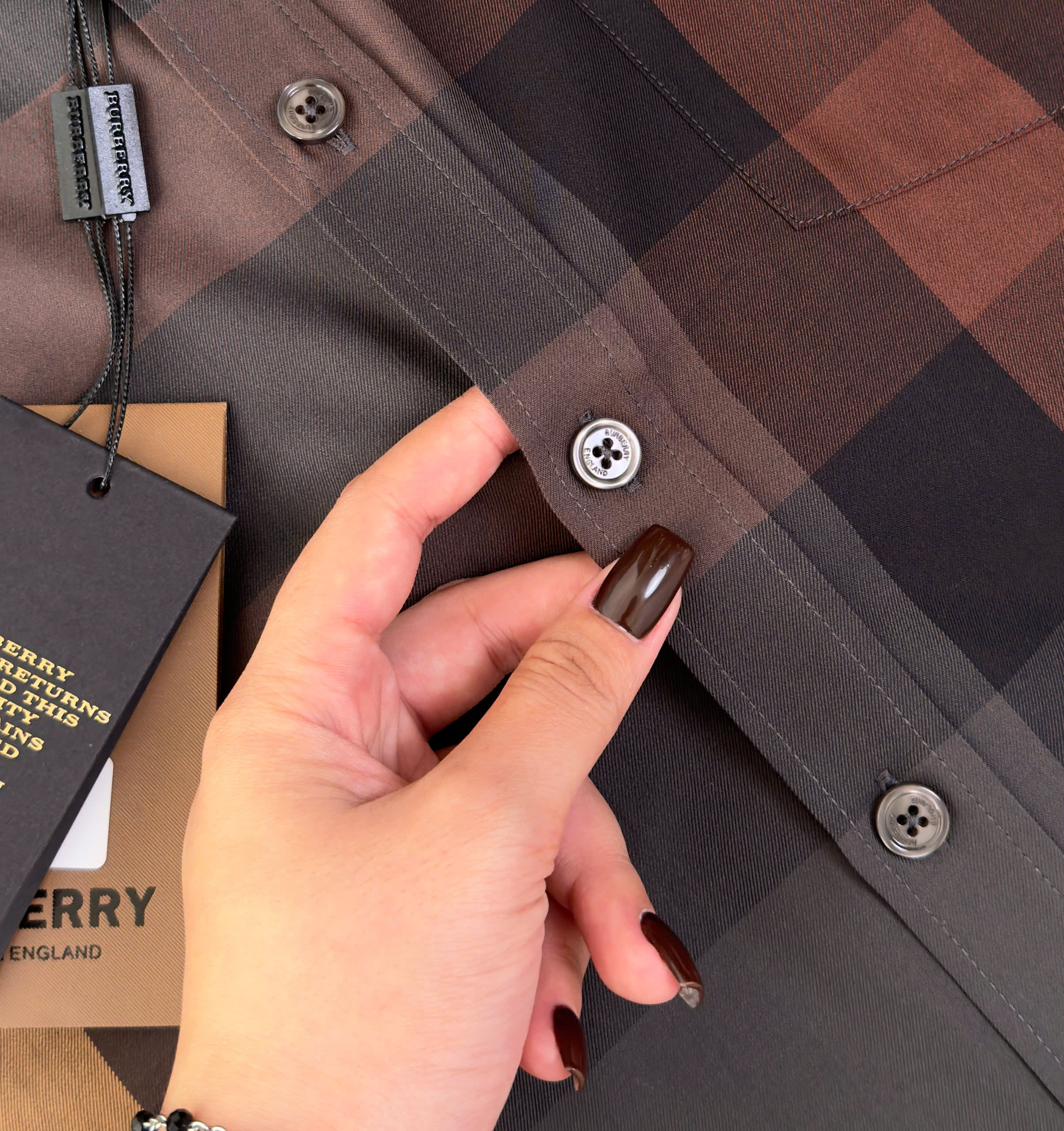 Áo sơ mi Burberry BBR cộc tay kẻ sọc Xám Nâu Like Auth S-XXL DDT
