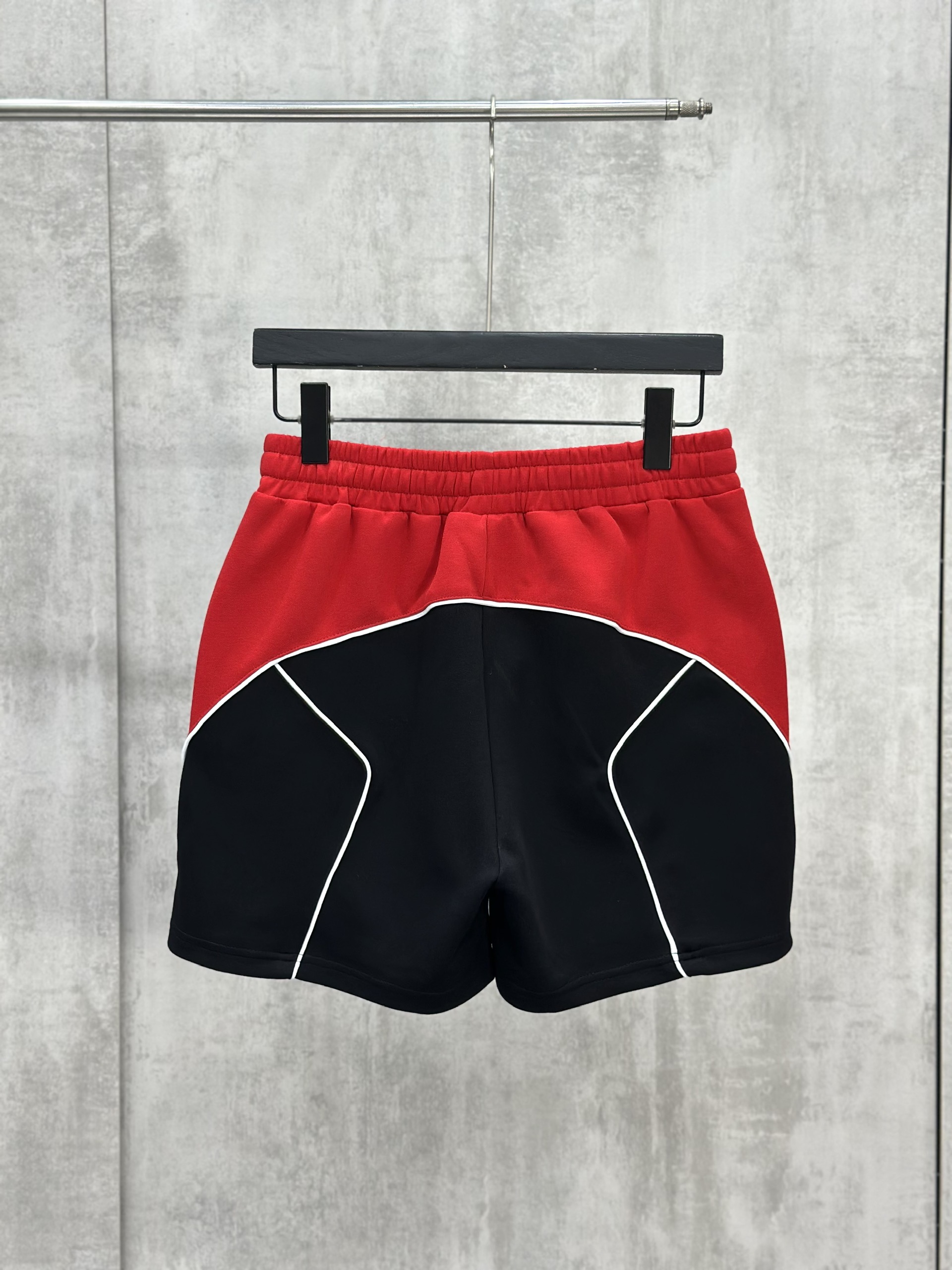 Quần short đùi thể thao TANYA Bombjam Đen Đỏ Like Auth M-XL VTN