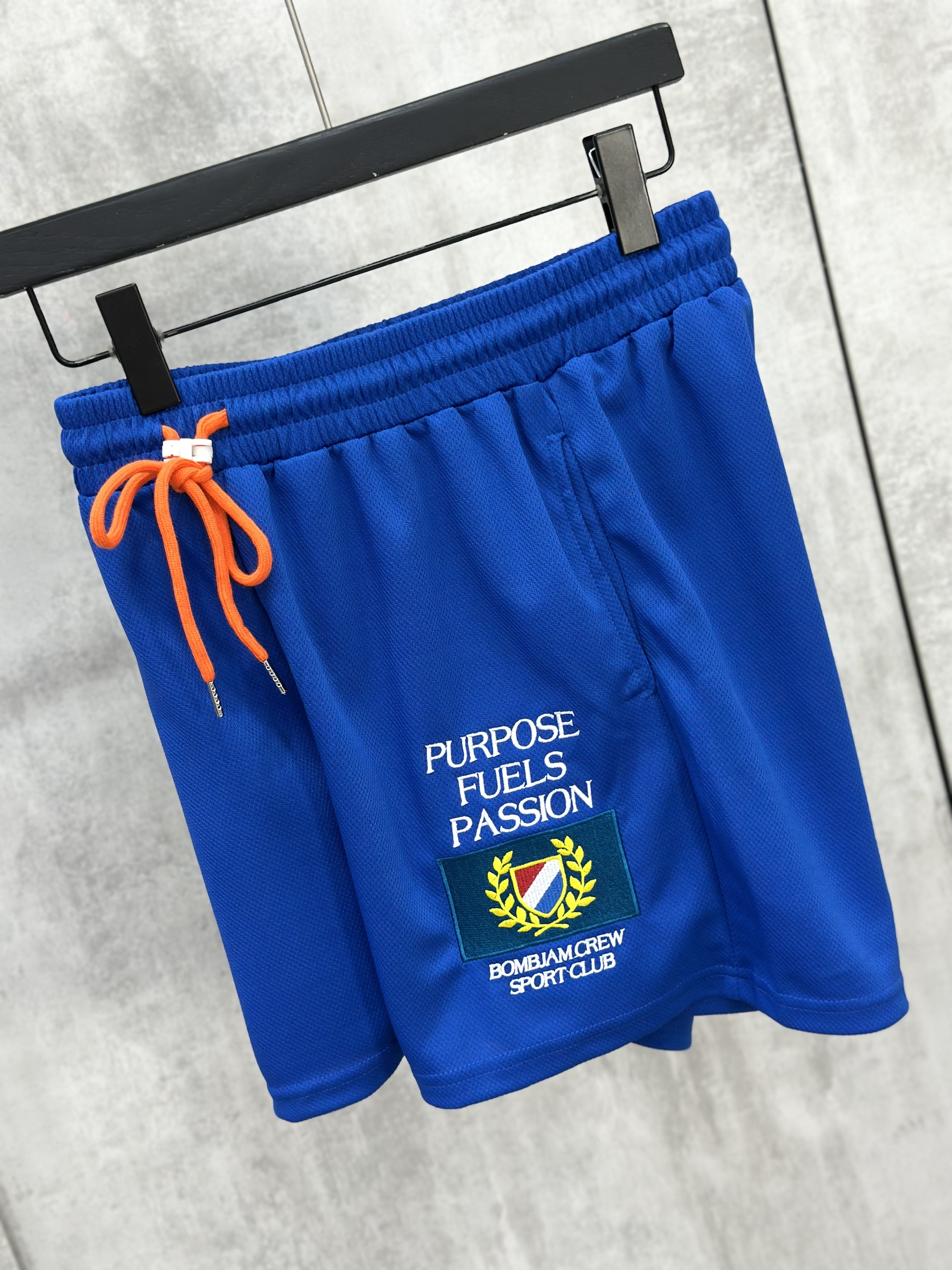 Quần short đùi thể thao TANYA Bombjam Crew Sport Club Xanh Like Auth M-XL VTN