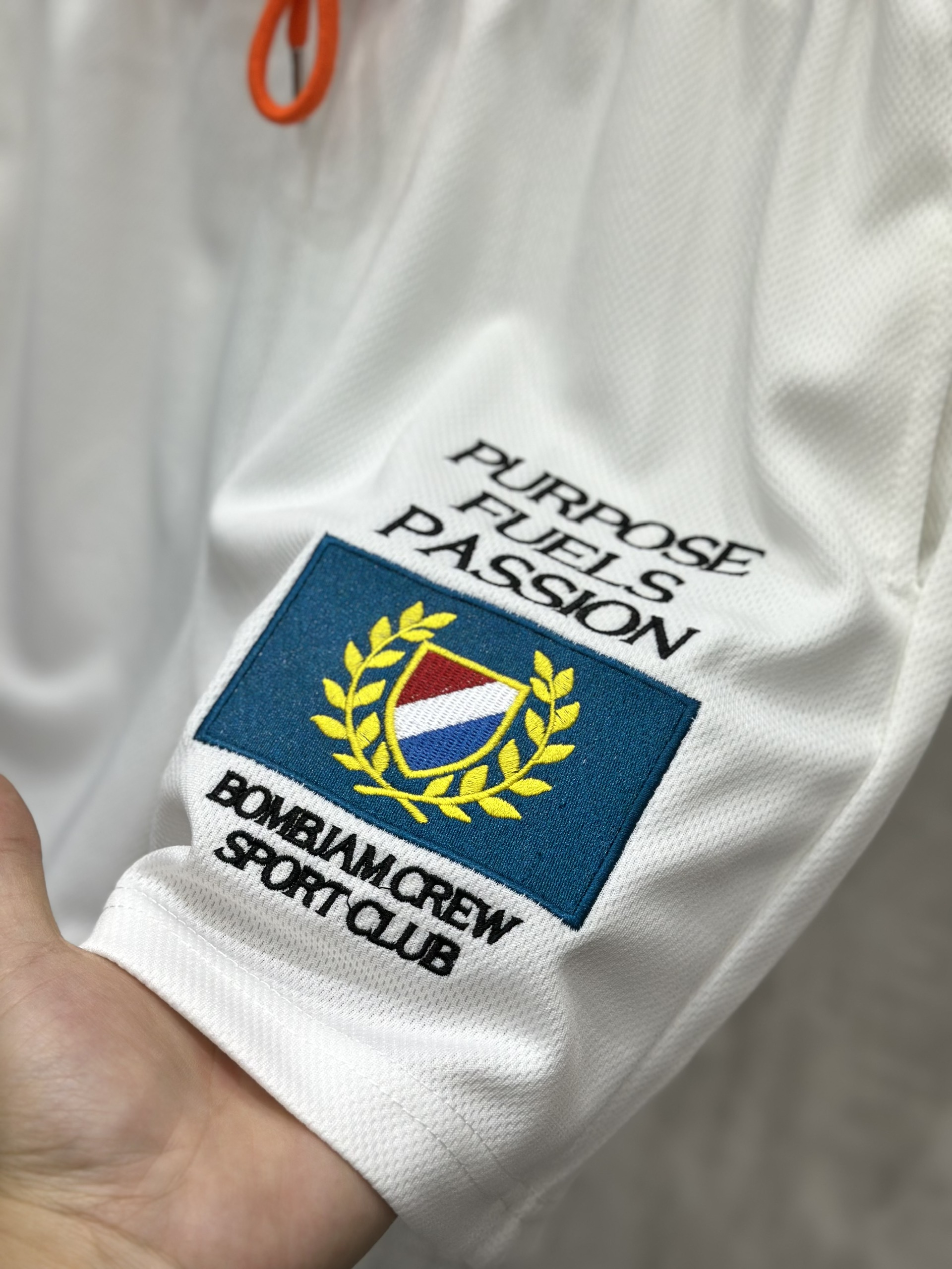 Quần short đùi thể thao TANYA Bombjam Crew Sport Club Trắng Like Auth M-XL VTN