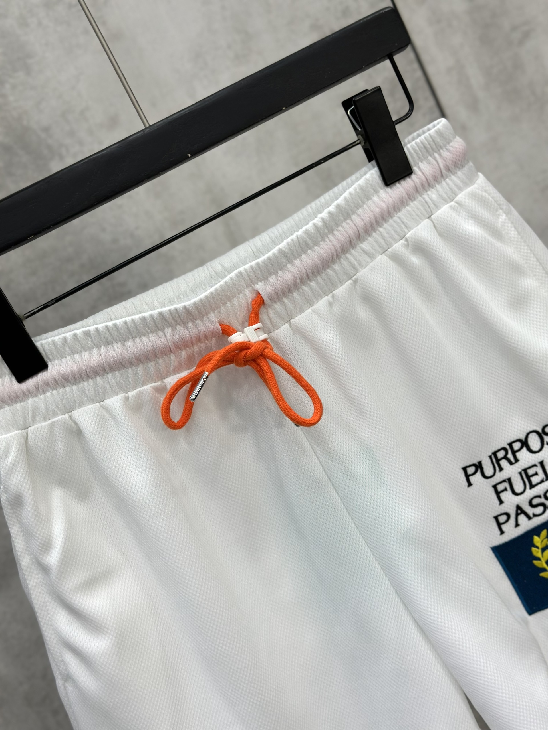 Quần short đùi thể thao TANYA Bombjam Crew Sport Club Trắng Like Auth M-XL VTN