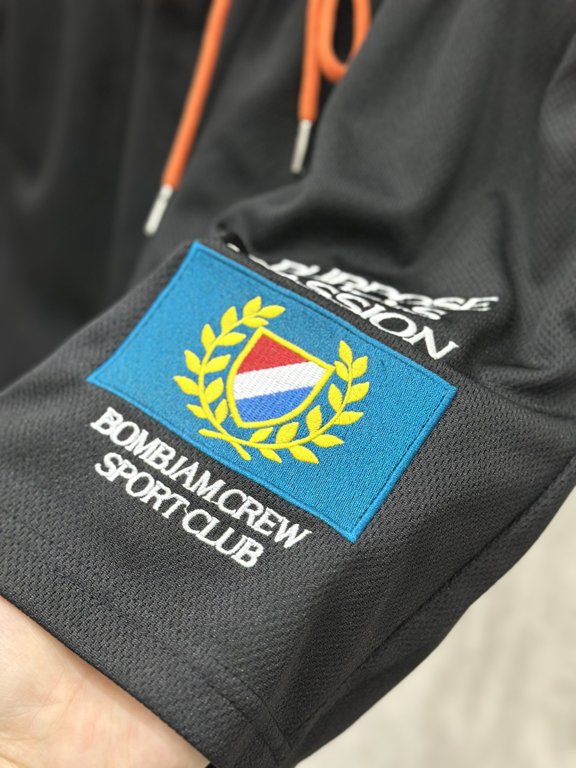 Quần short đùi thể thao TANYA Bombjam Crew Sport Club Đen Like Auth M-XL VTN