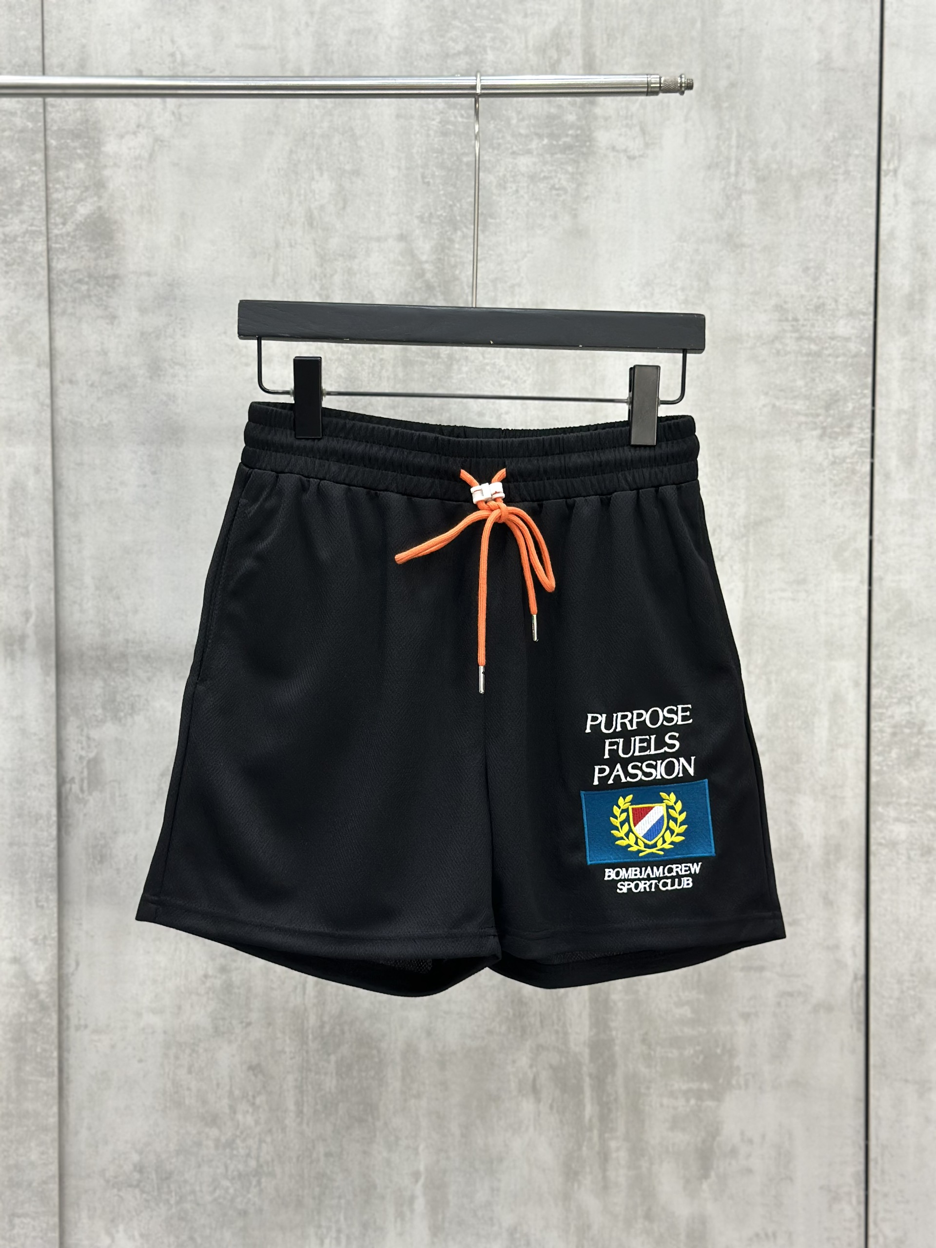 Quần short đùi thể thao TANYA Bombjam Crew Sport Club Đen Like Auth M-XL VTN